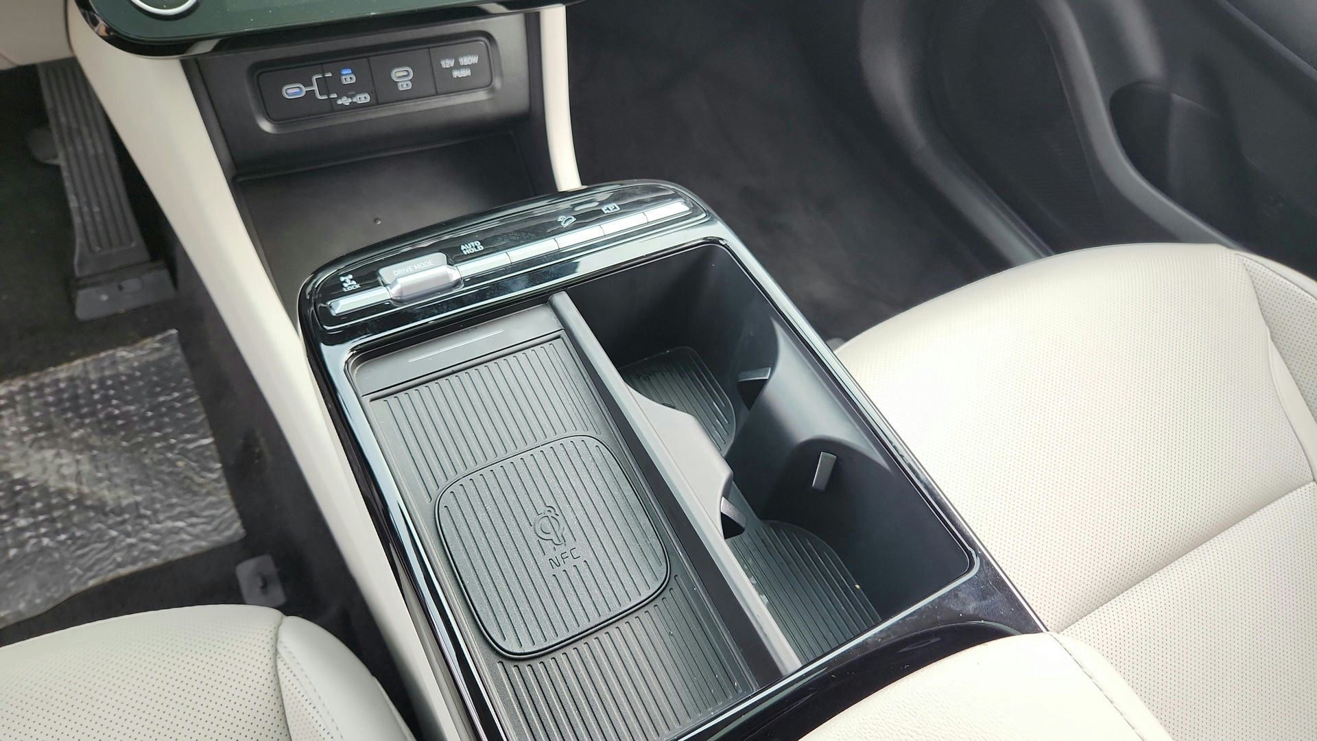 2025 Hyundai Tucson Hybrid