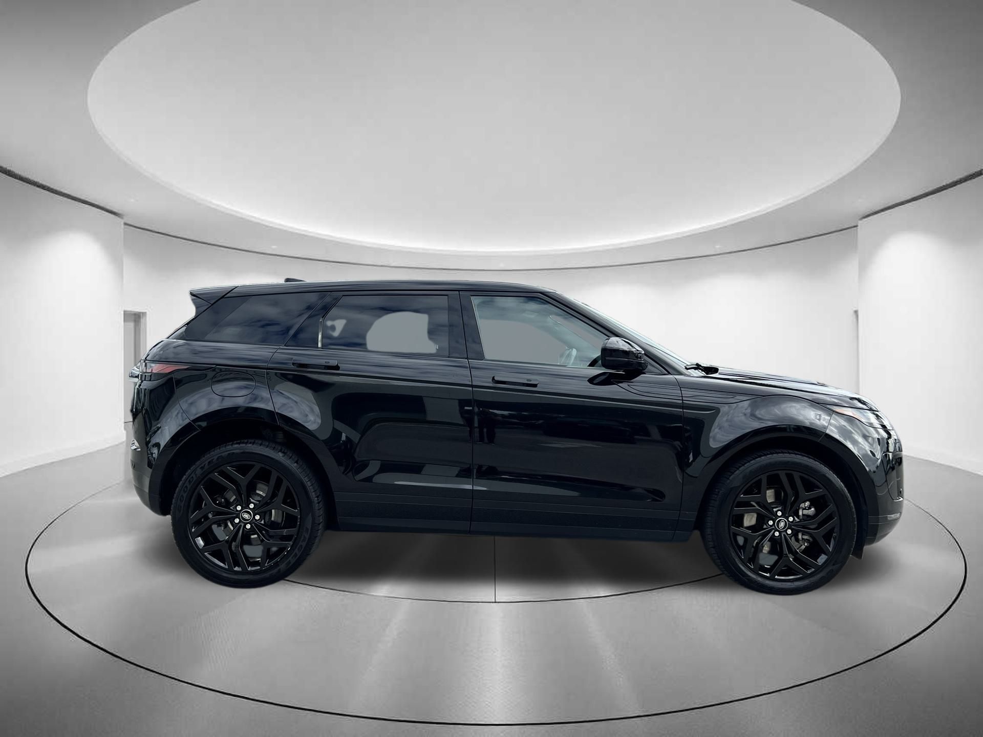 2022 Land Rover Range Rover Evoque SE 24