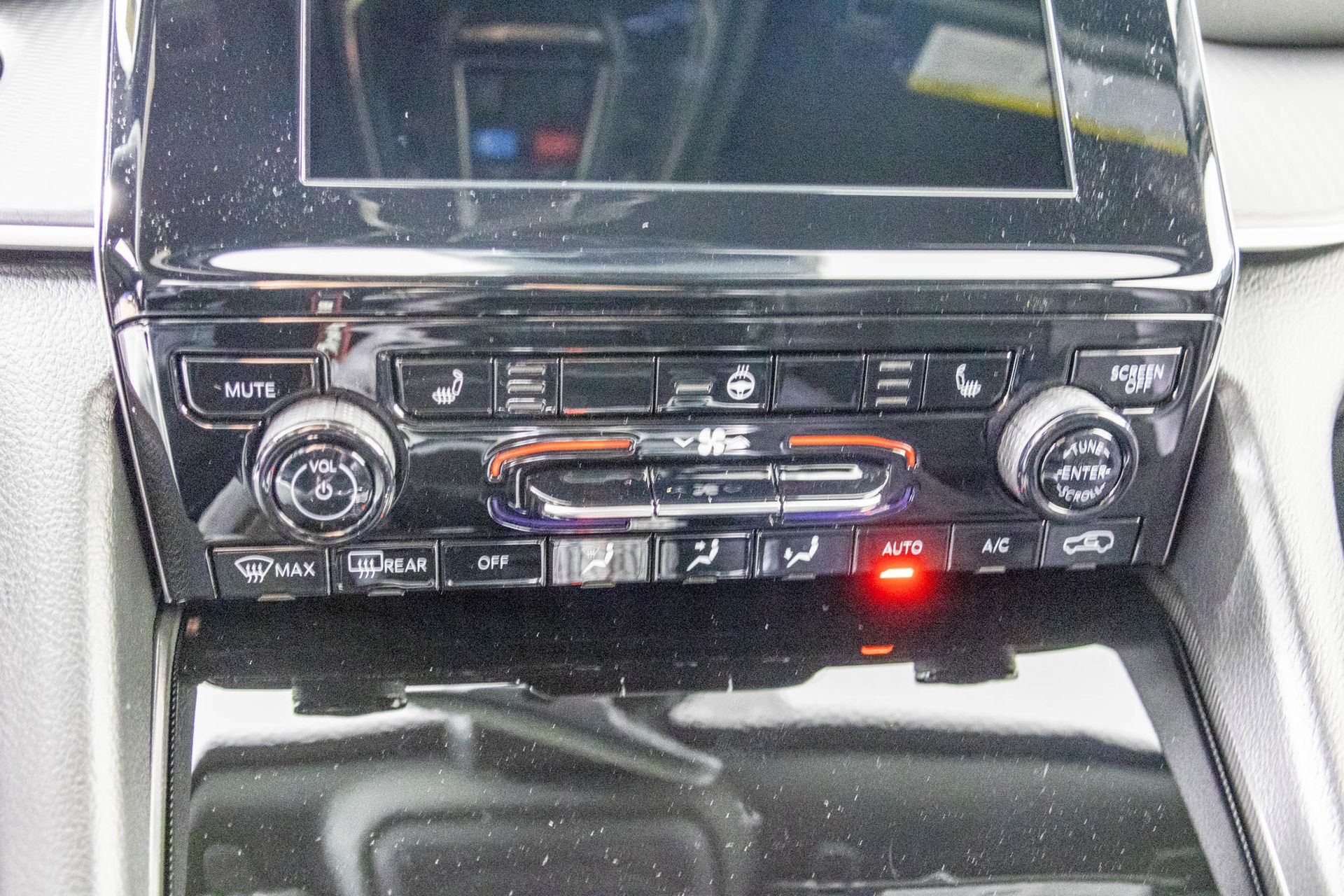 2025 JEEP GRAND CHEROKEE L - Image 23