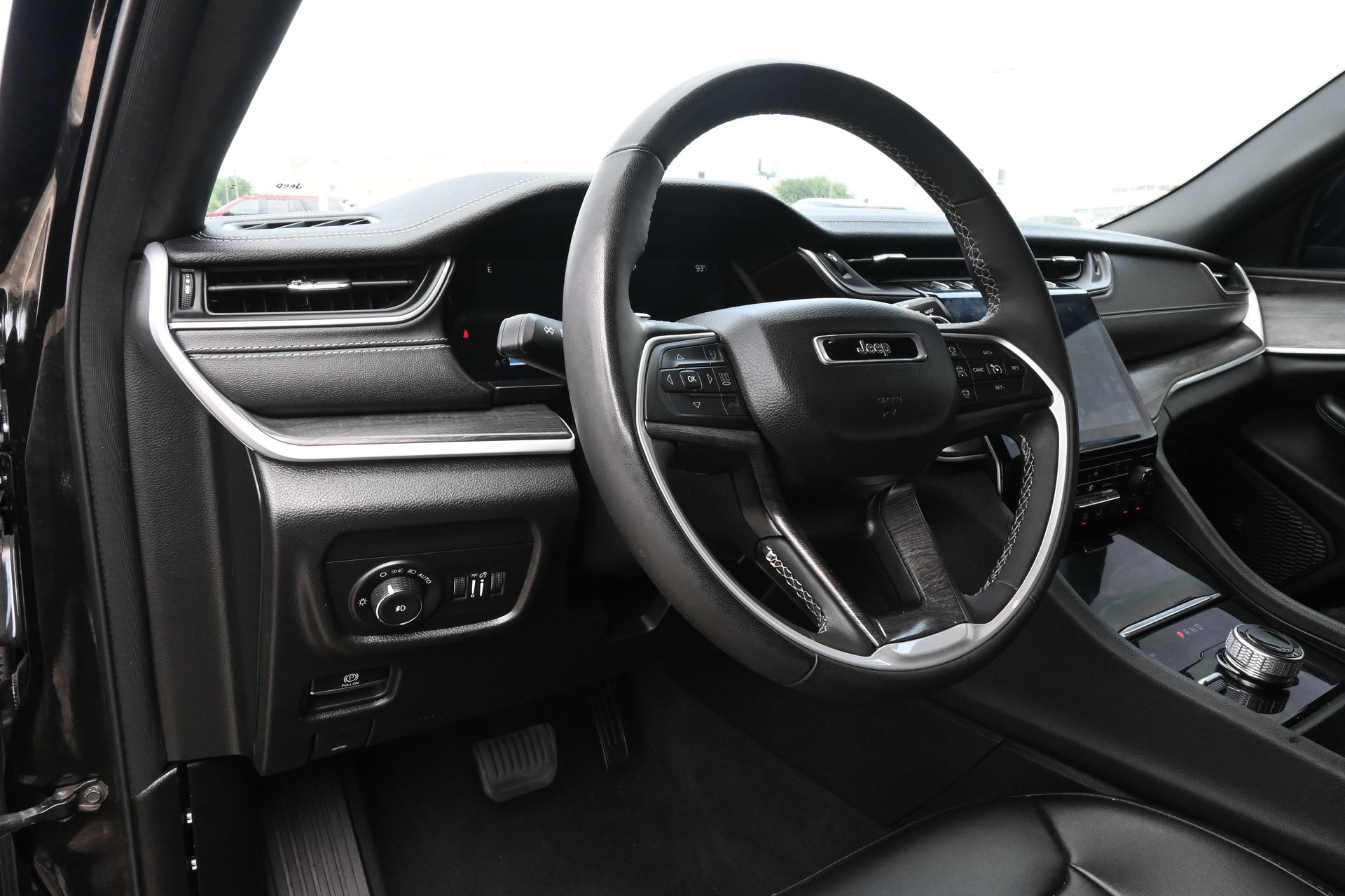 2024 Jeep Grand Cherokee L Limited Black at Big Star Chrysler Jeep Dodge Ram 