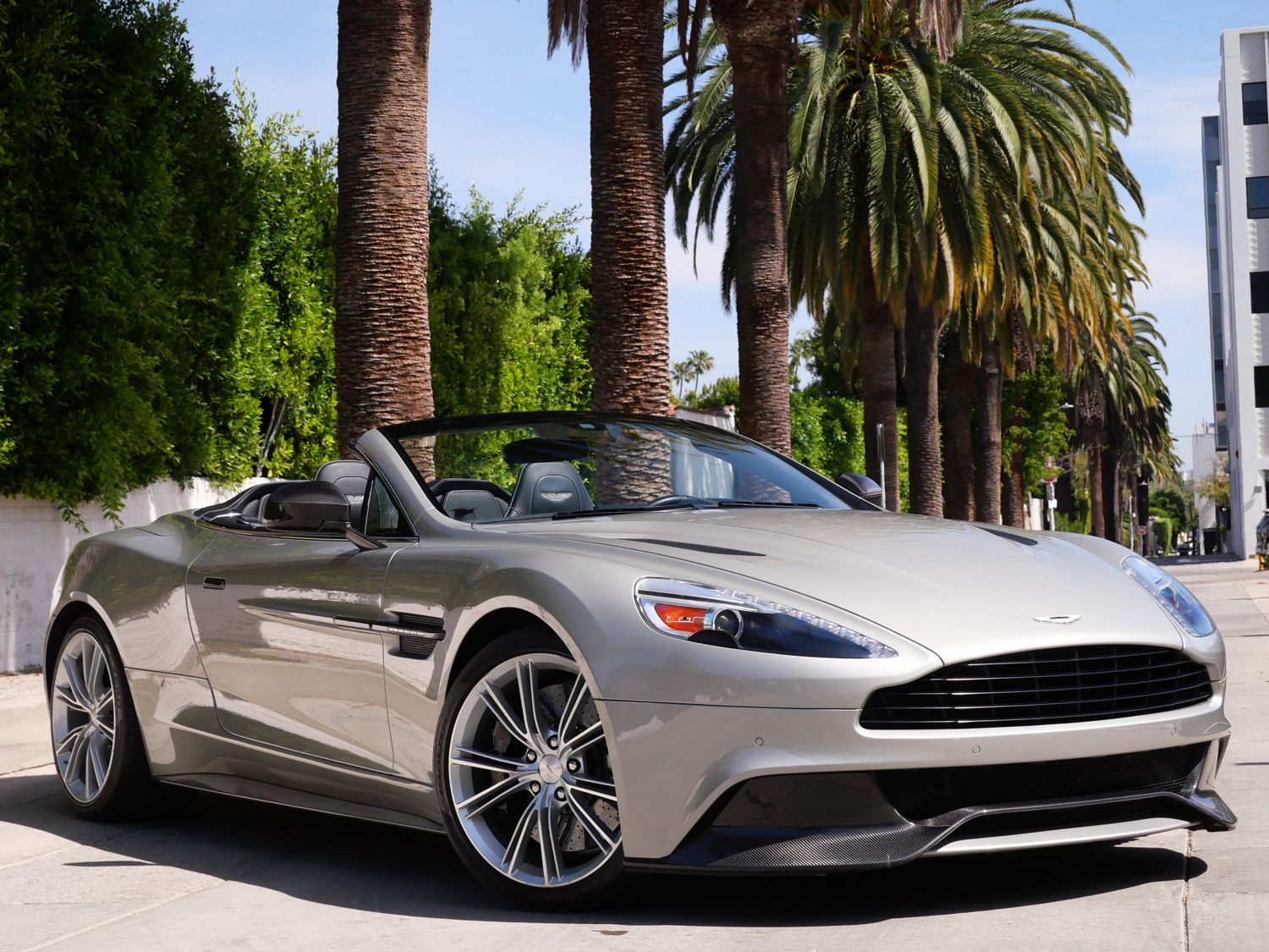 2014 Aston Martin Vanquish Volante Convertible RWD