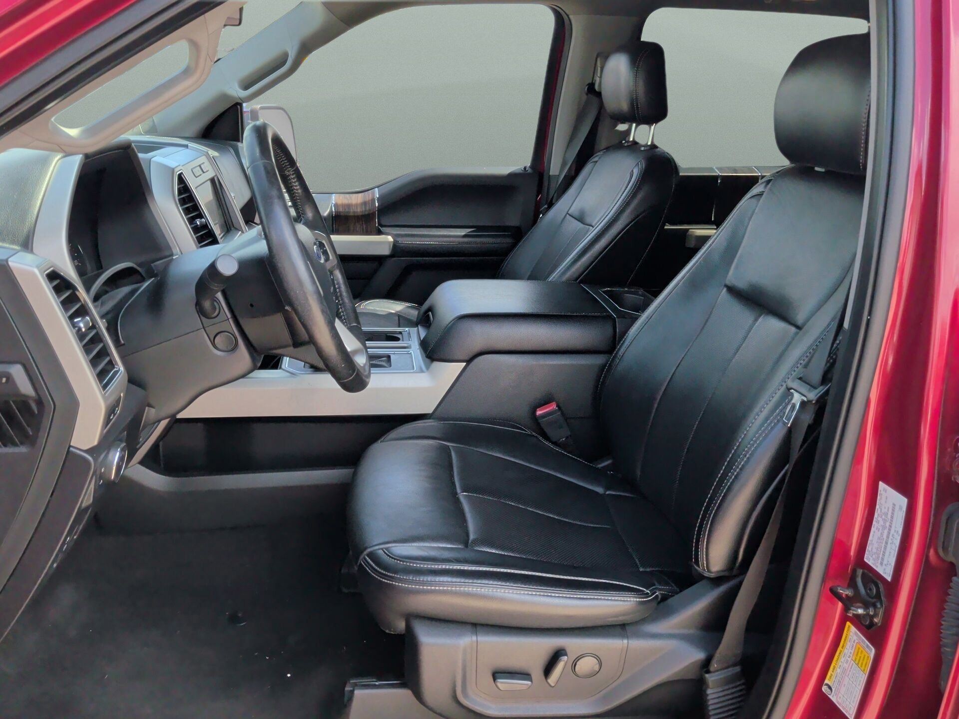 2019 Ford F-150 Lariat - 9