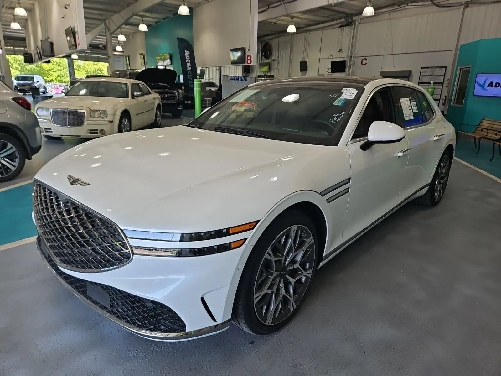 White 2025 Genesis G90 3.5T e-Supercharger AWD Sedan All-Wheel Drive 8-Speed Automatic