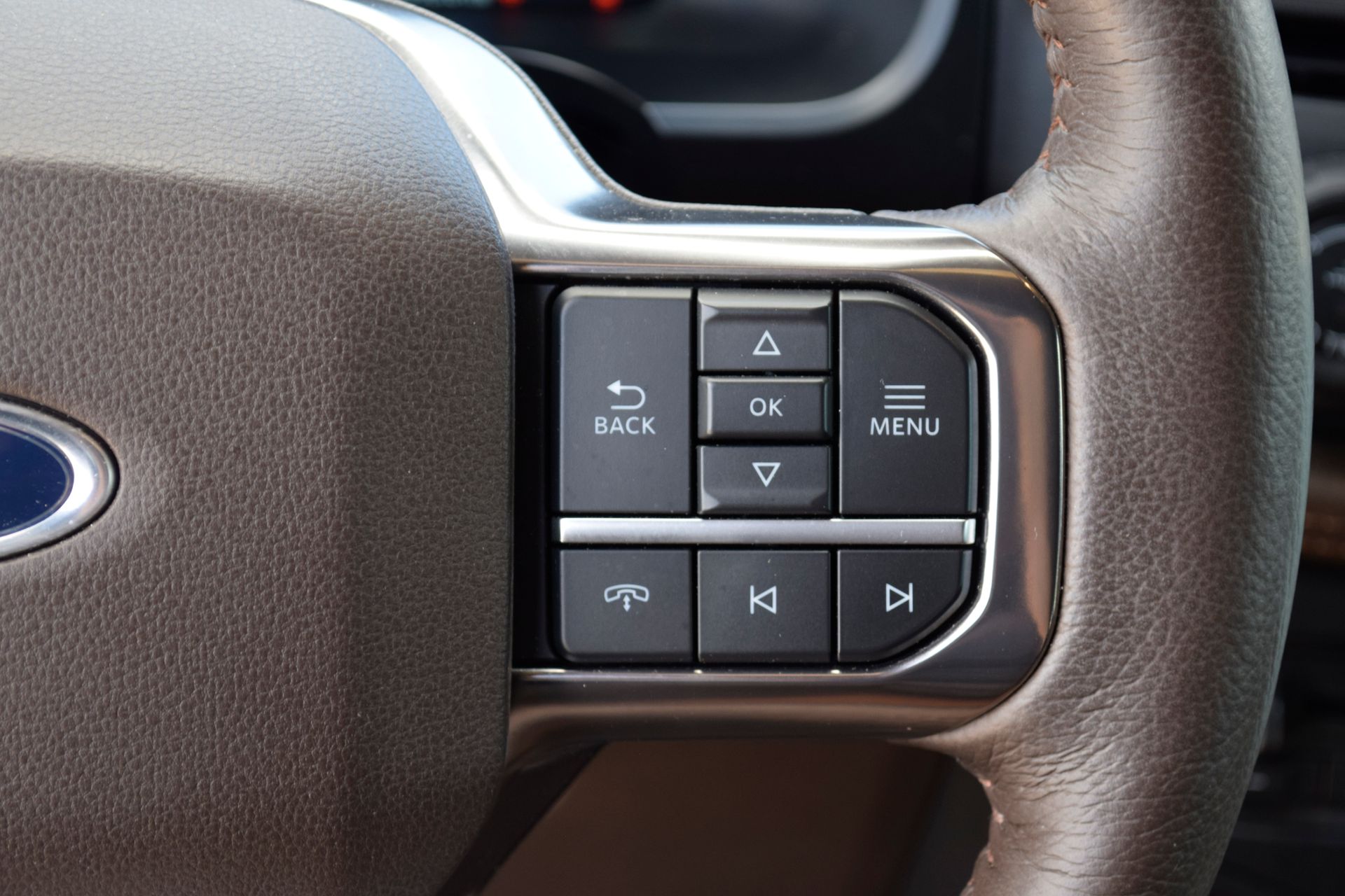 2023 Ford Expedition King Ranch Green at AutoSavvy Houston Southwest