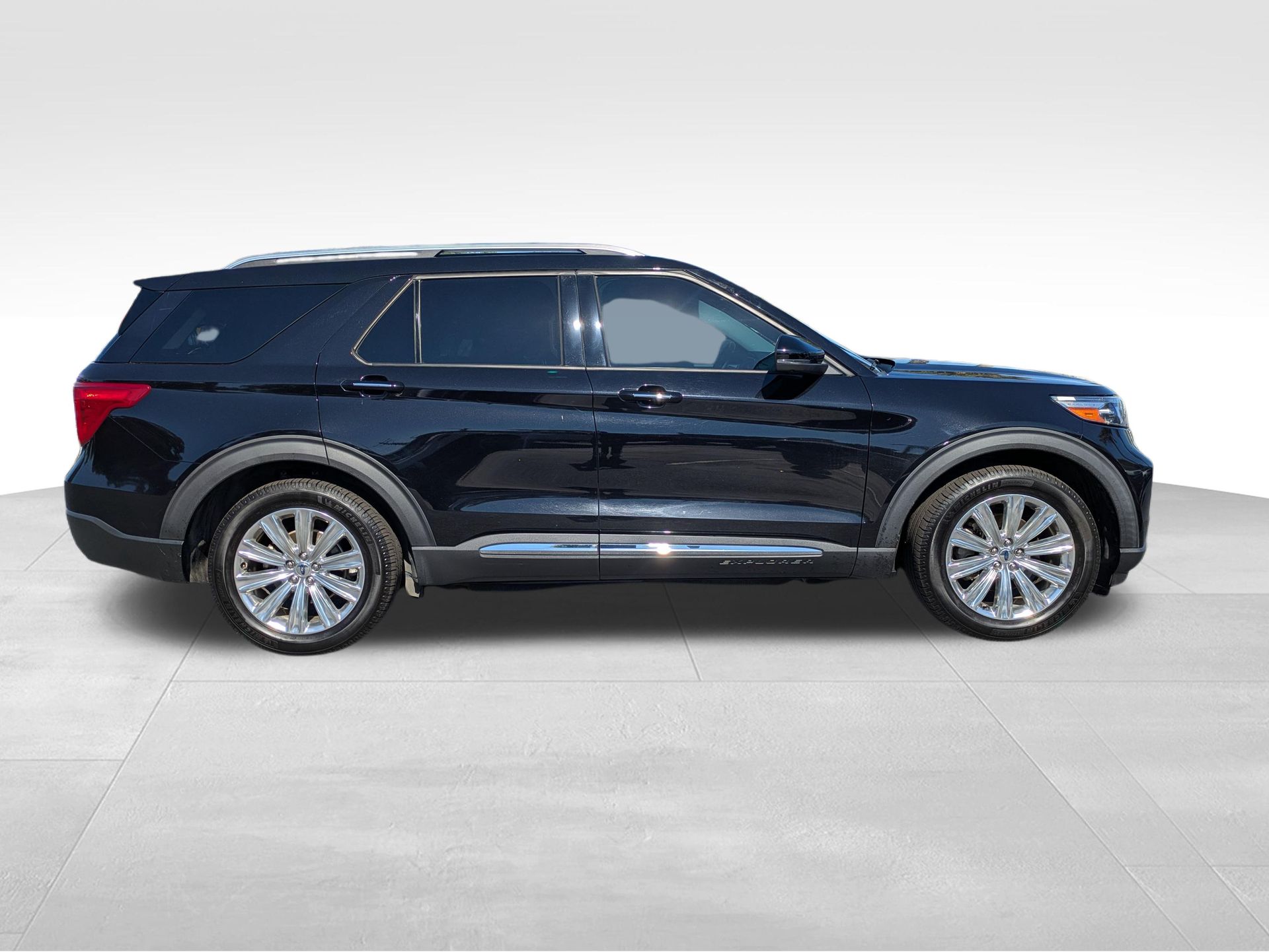 2020 Ford Explorer Limited Black at Matthews Motors of Wilmington