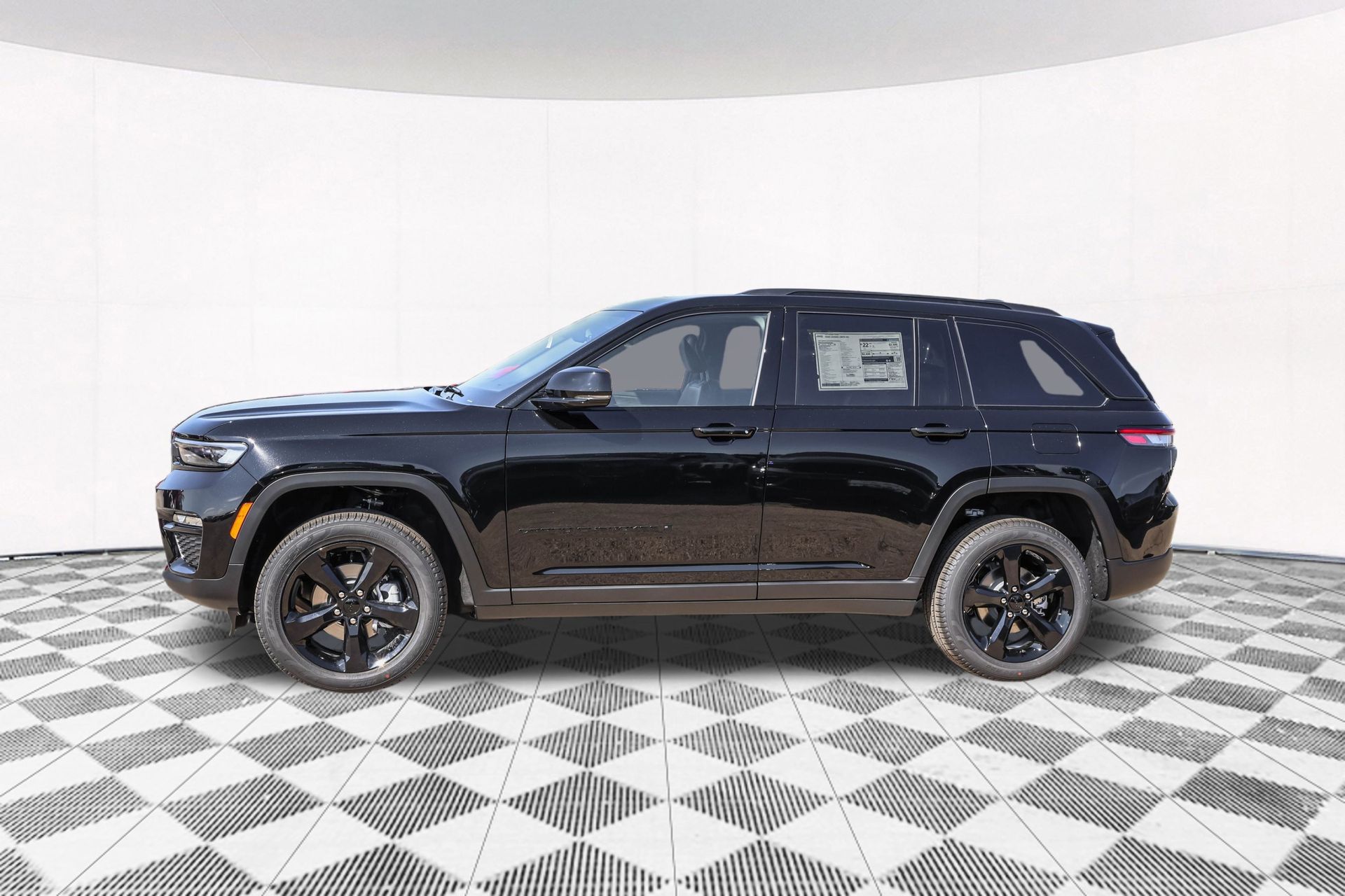 2025 JEEP GRAND CHEROKEE - Image 8