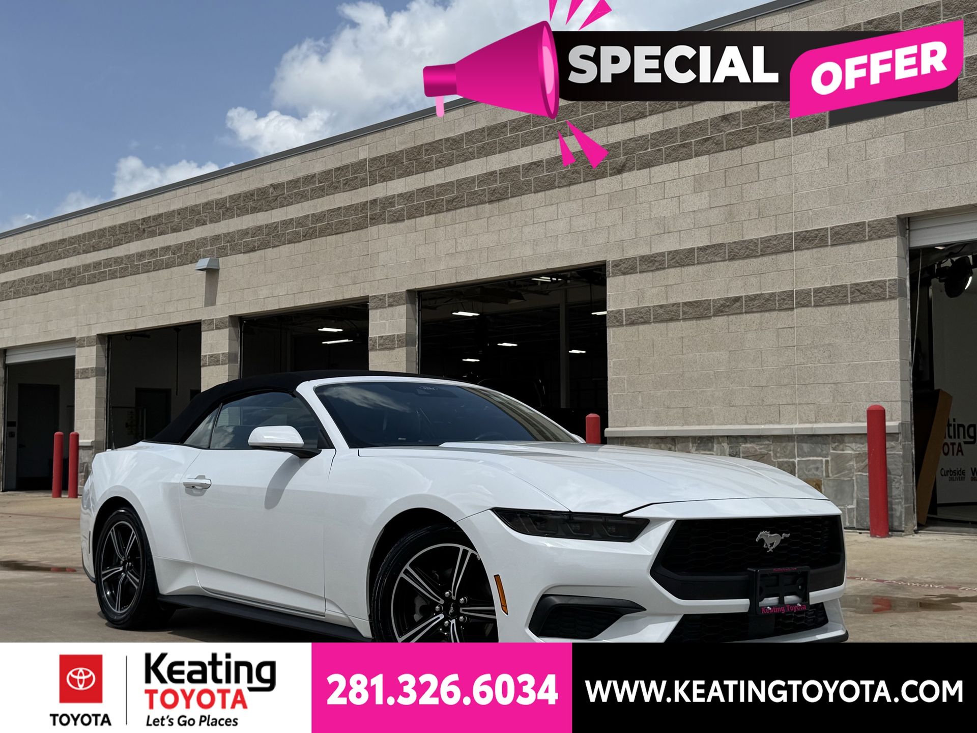 Oxford White 2025 Ford Mustang Convertible Rear-Wheel Drive Automatic