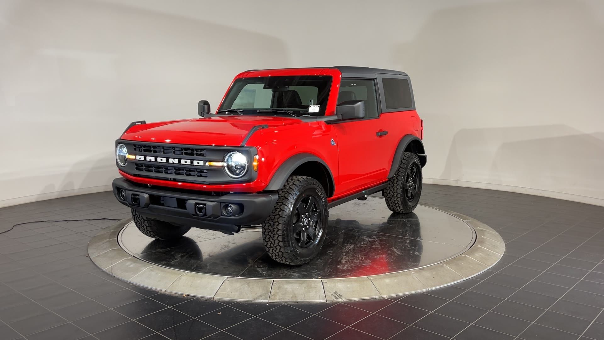 2024 Ford Bronco Black Diamond 5