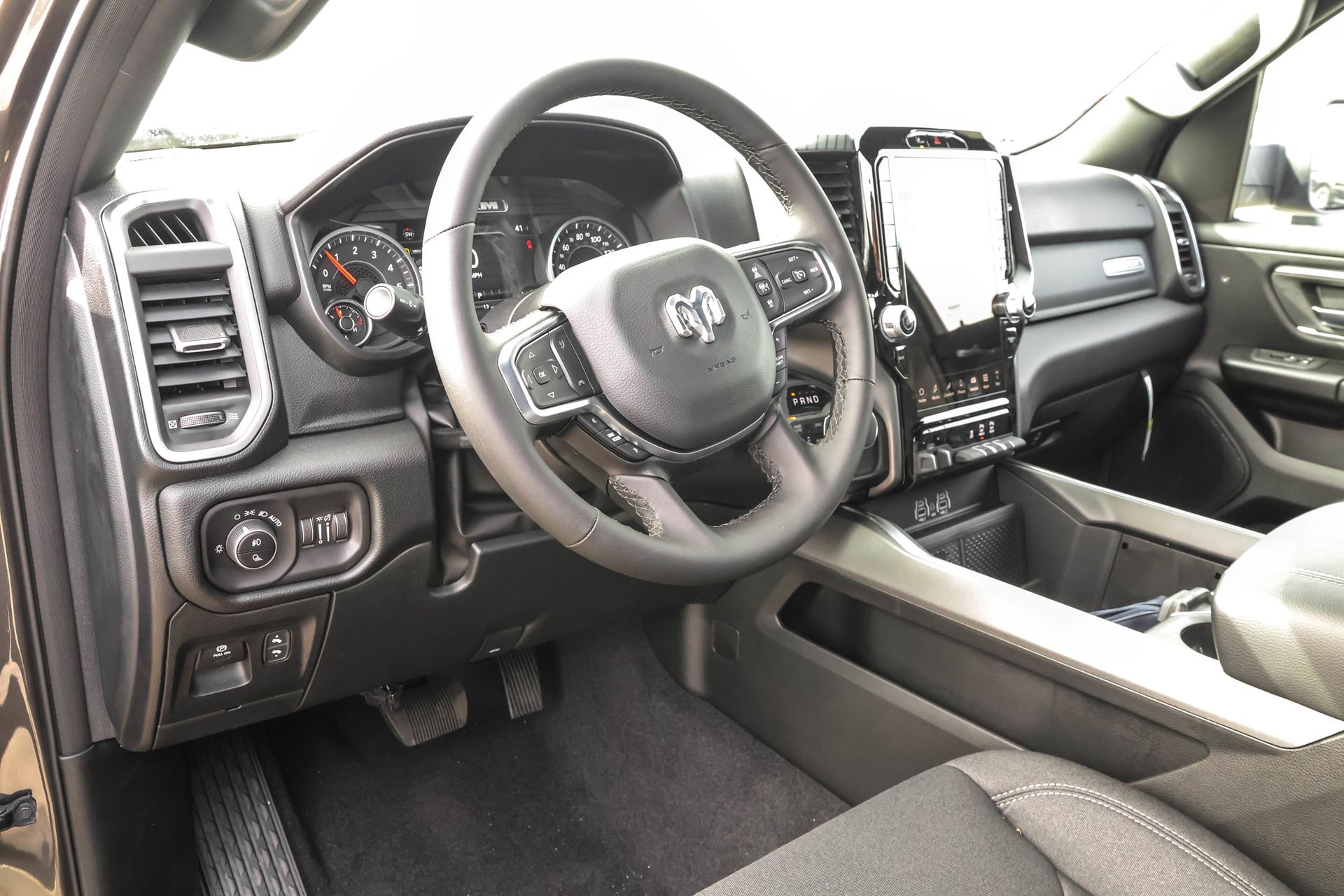 2026 RAM 1500 - Image 3