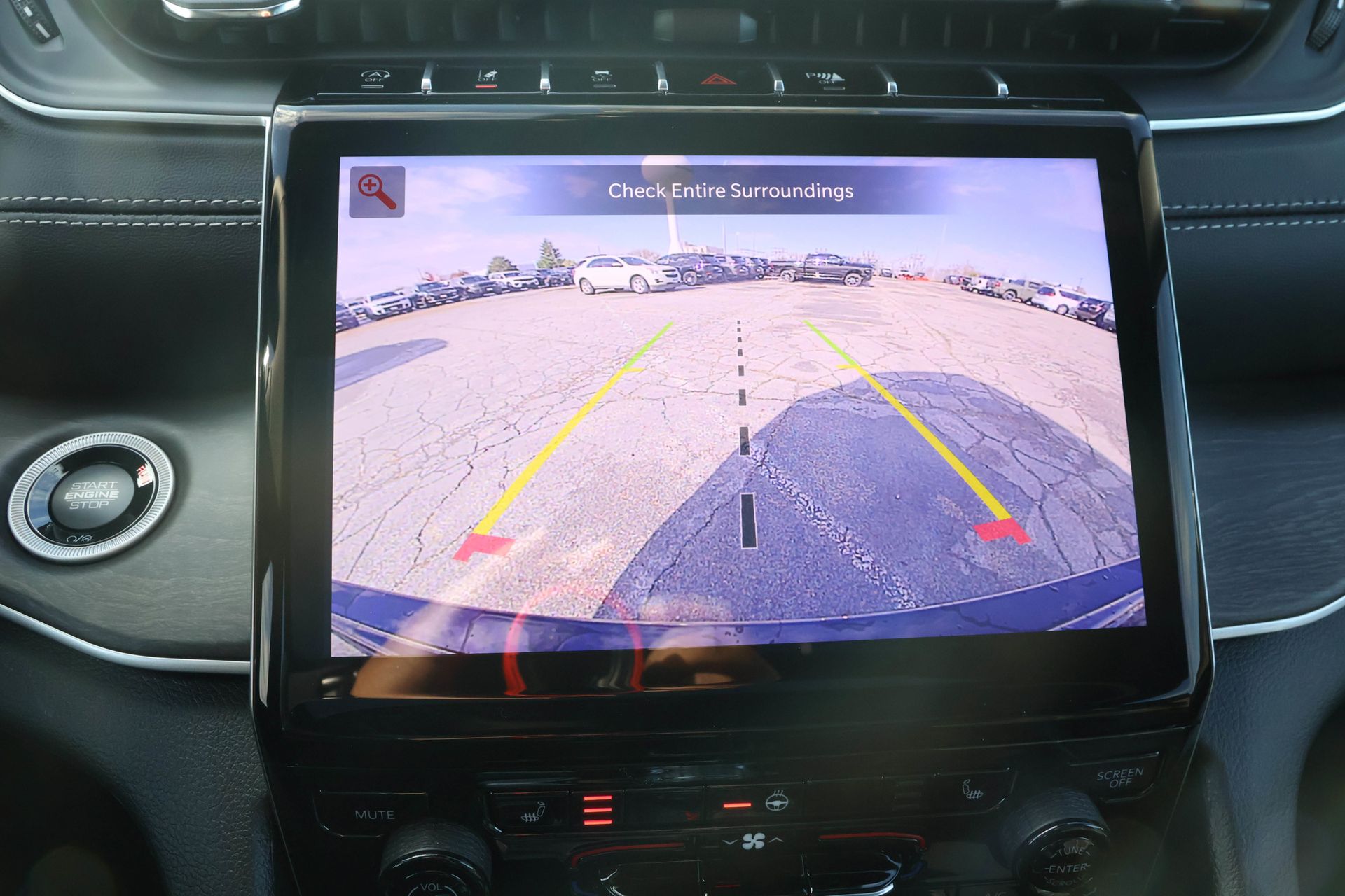 2025 JEEP GRAND CHEROKEE - Image 20