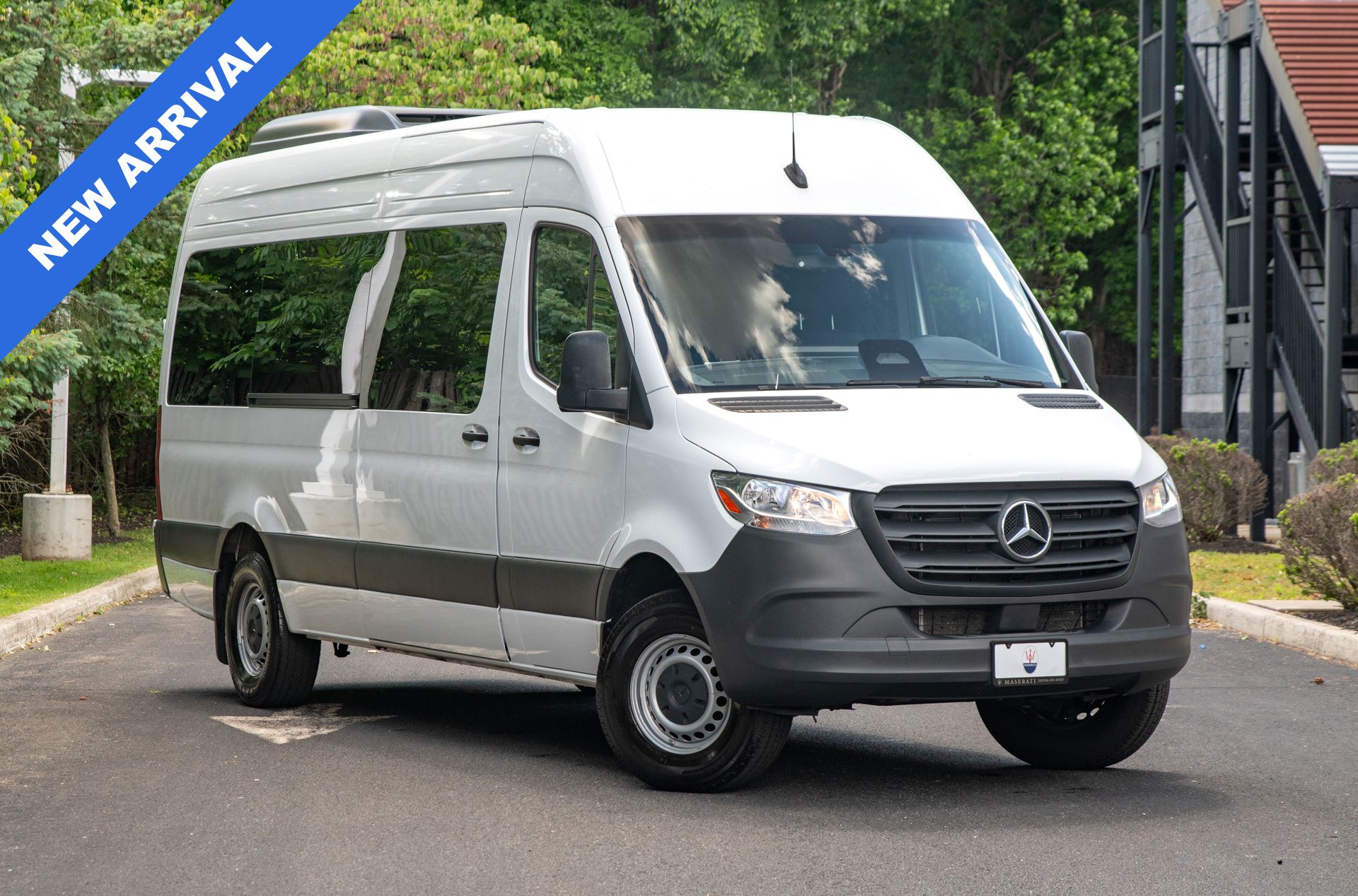 2025 Mercedes-Benz Sprinter 2500 Passenger 170 WB