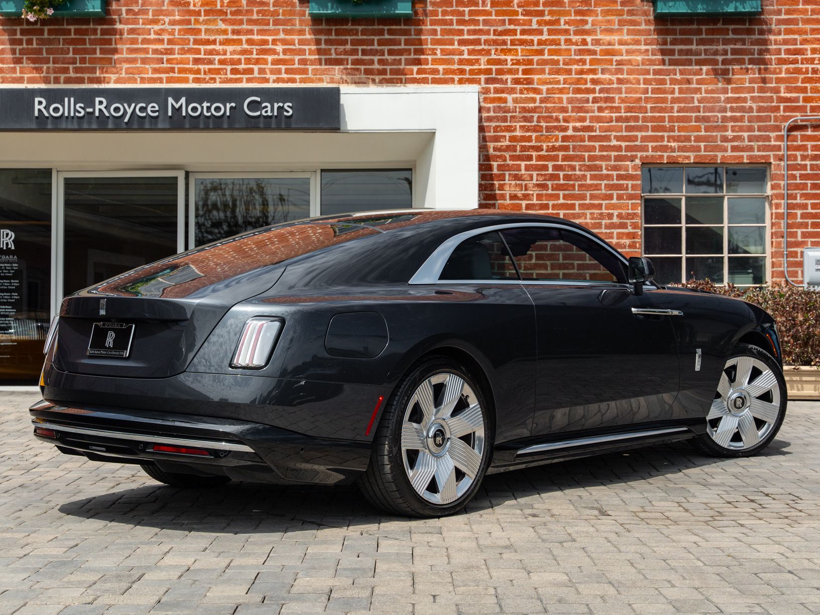 Used 2024 Rolls-Royce Spectre Base with VIN SCATK2C03RU222009 for sale in Beverly Hills, CA