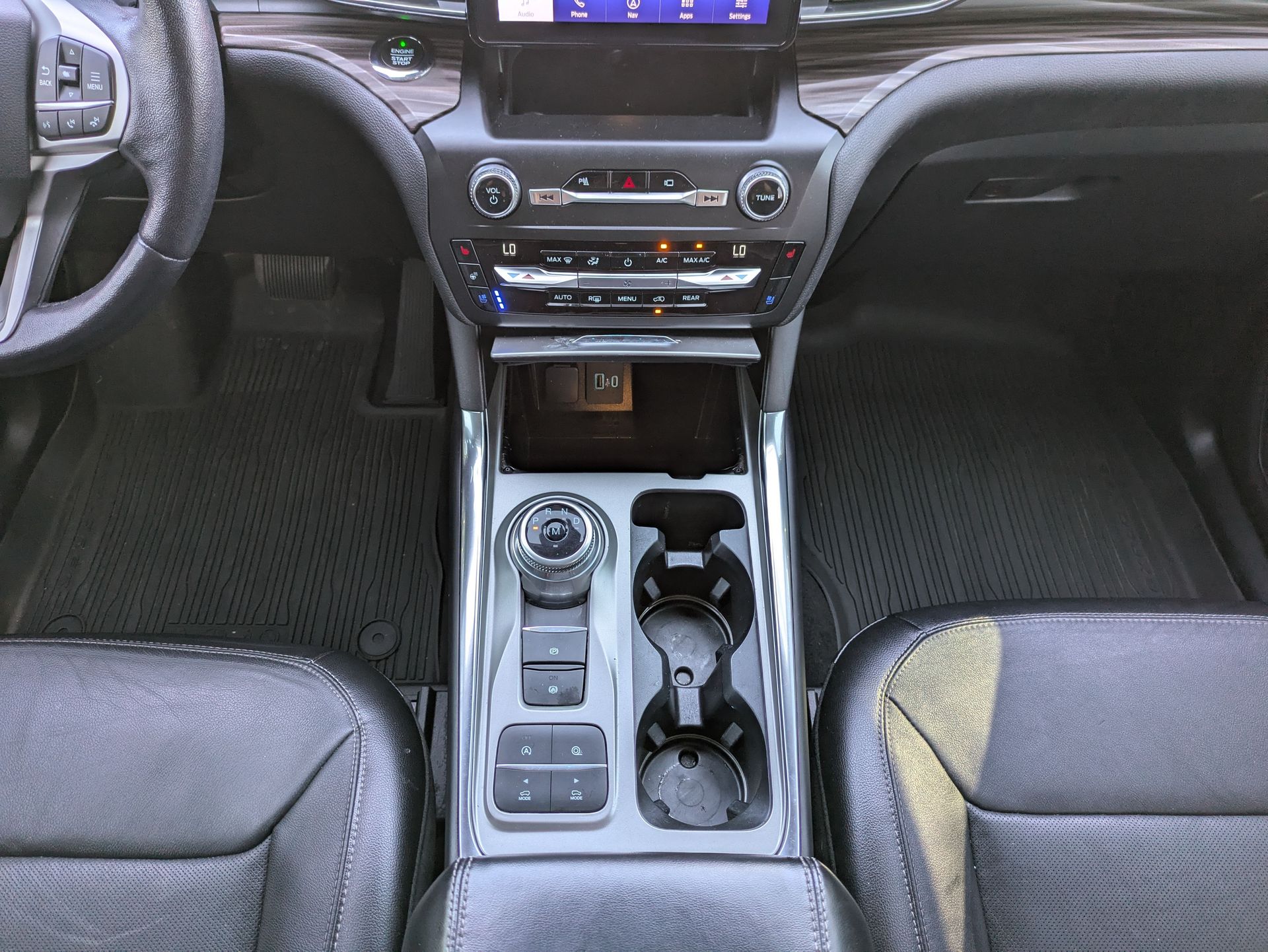 2020 Ford Explorer Limited Black at Matthews Motors of Wilmington