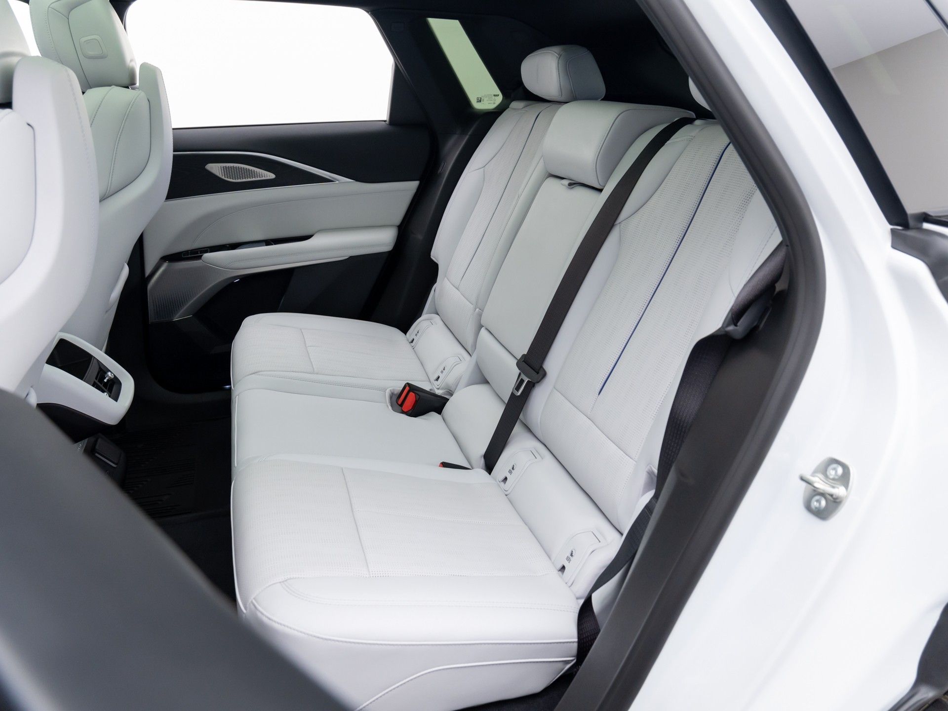 2025 Cadillac LYRIQ Luxury photo