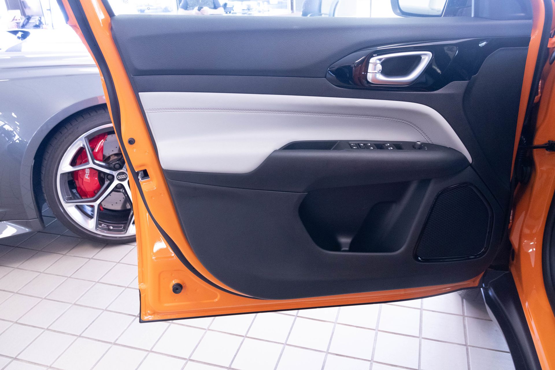 2026 JEEP COMPASS - Image 14