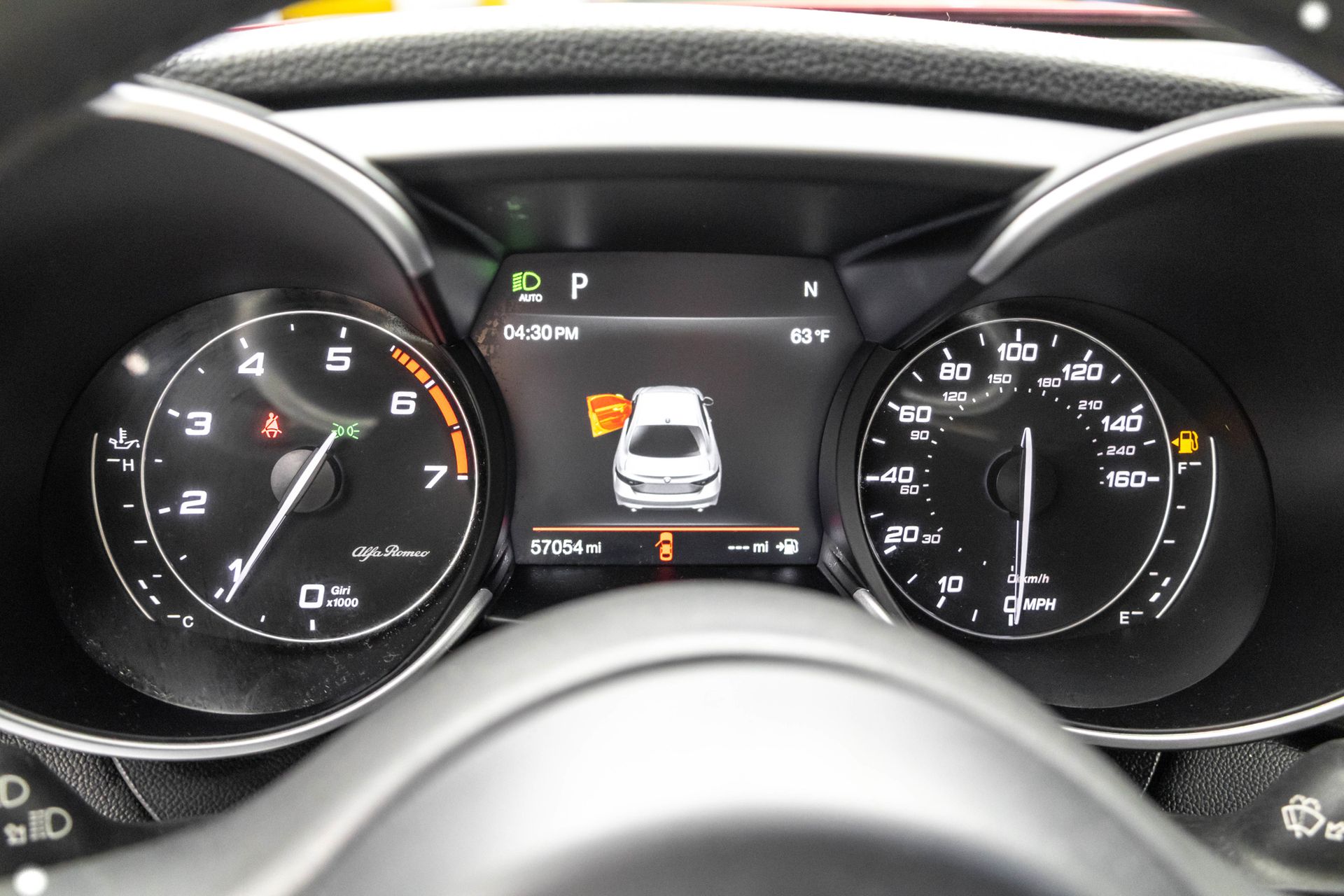 2017 ALFA ROMEO GIULIA (952) - Image 21