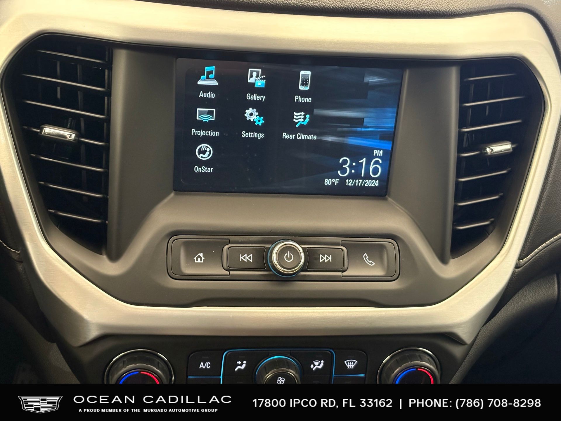 2019 GMC Acadia SLE-1 24