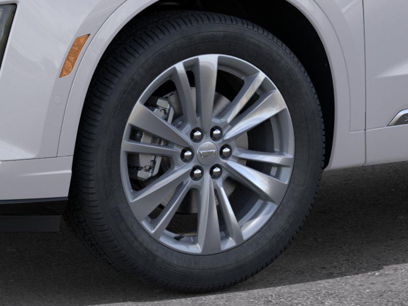 2025 Cadillac XT6 Premium Luxury - 8