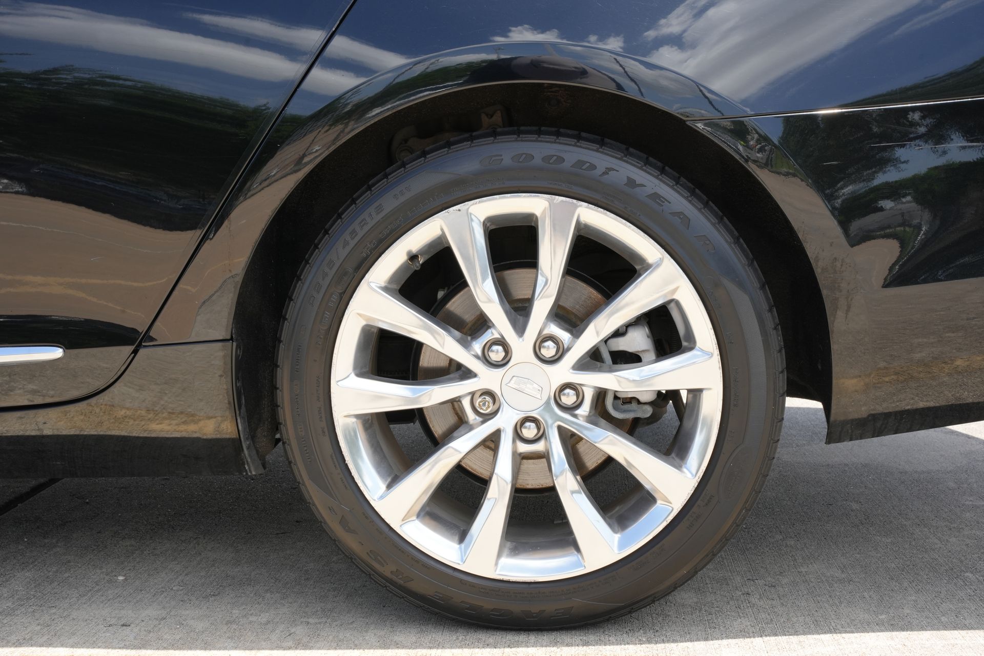 2016 Cadillac XTS Luxury Black at Tom Peacock Cadillac