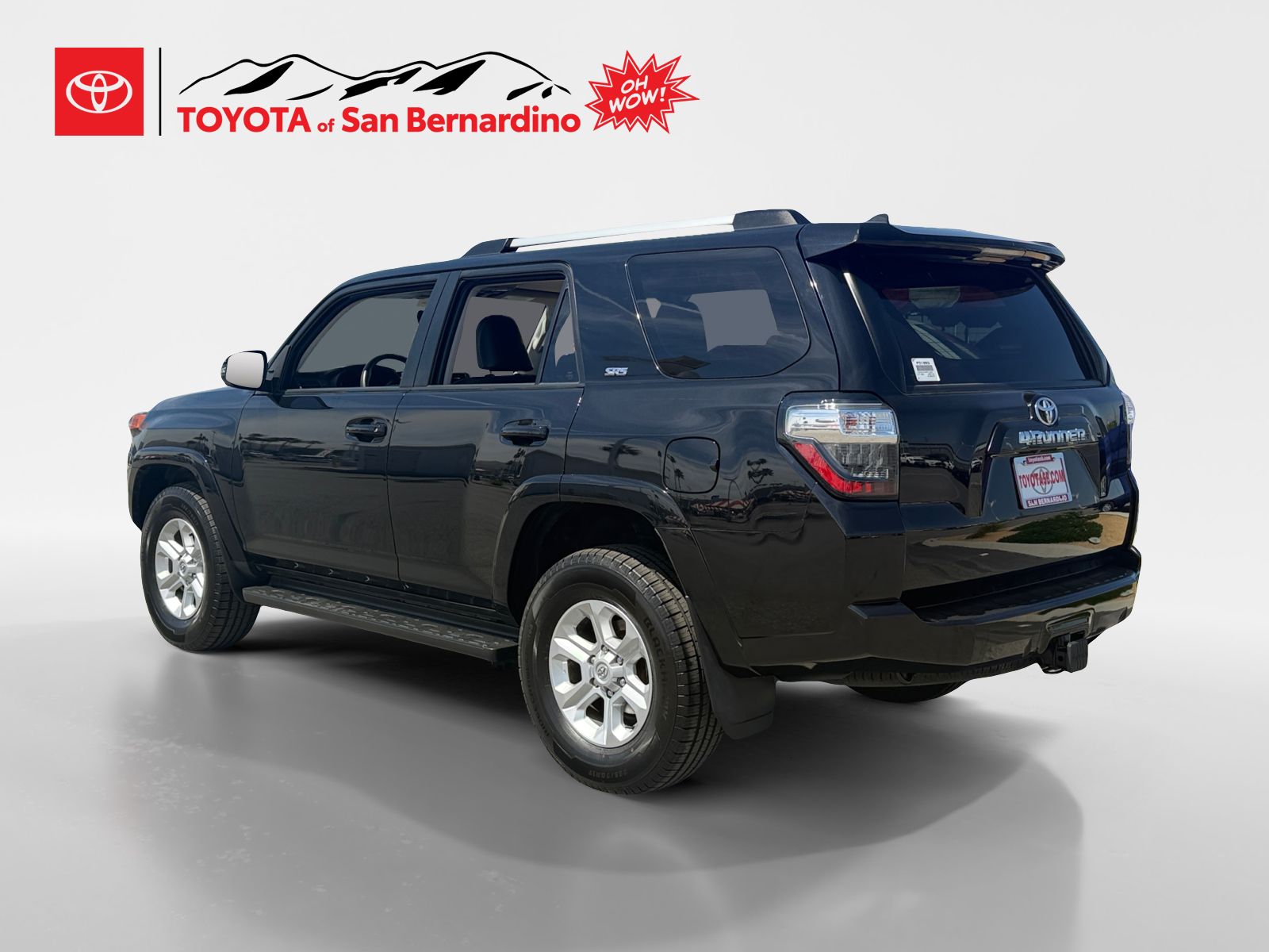View vehicle photo 3