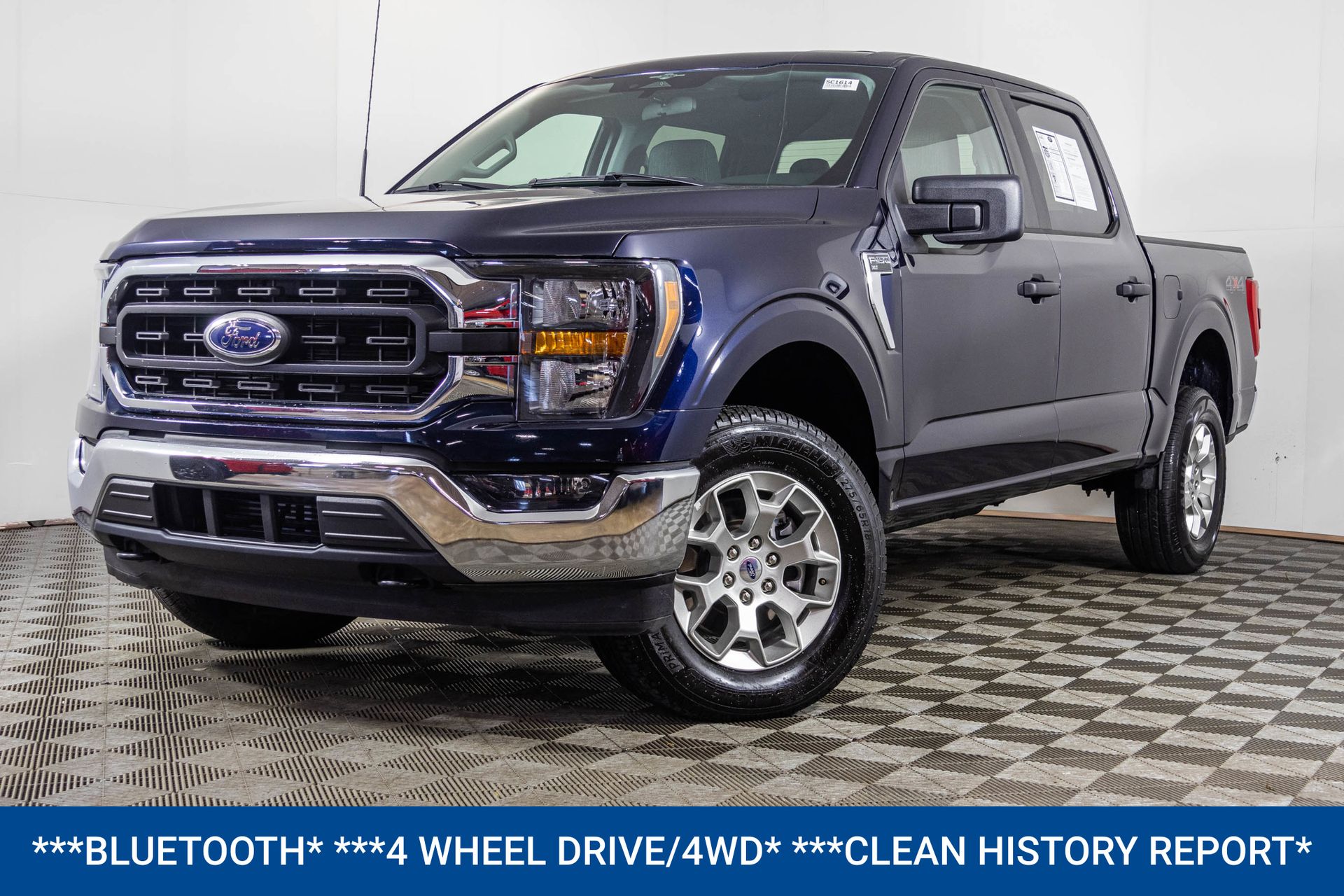 View vehicle photo 2