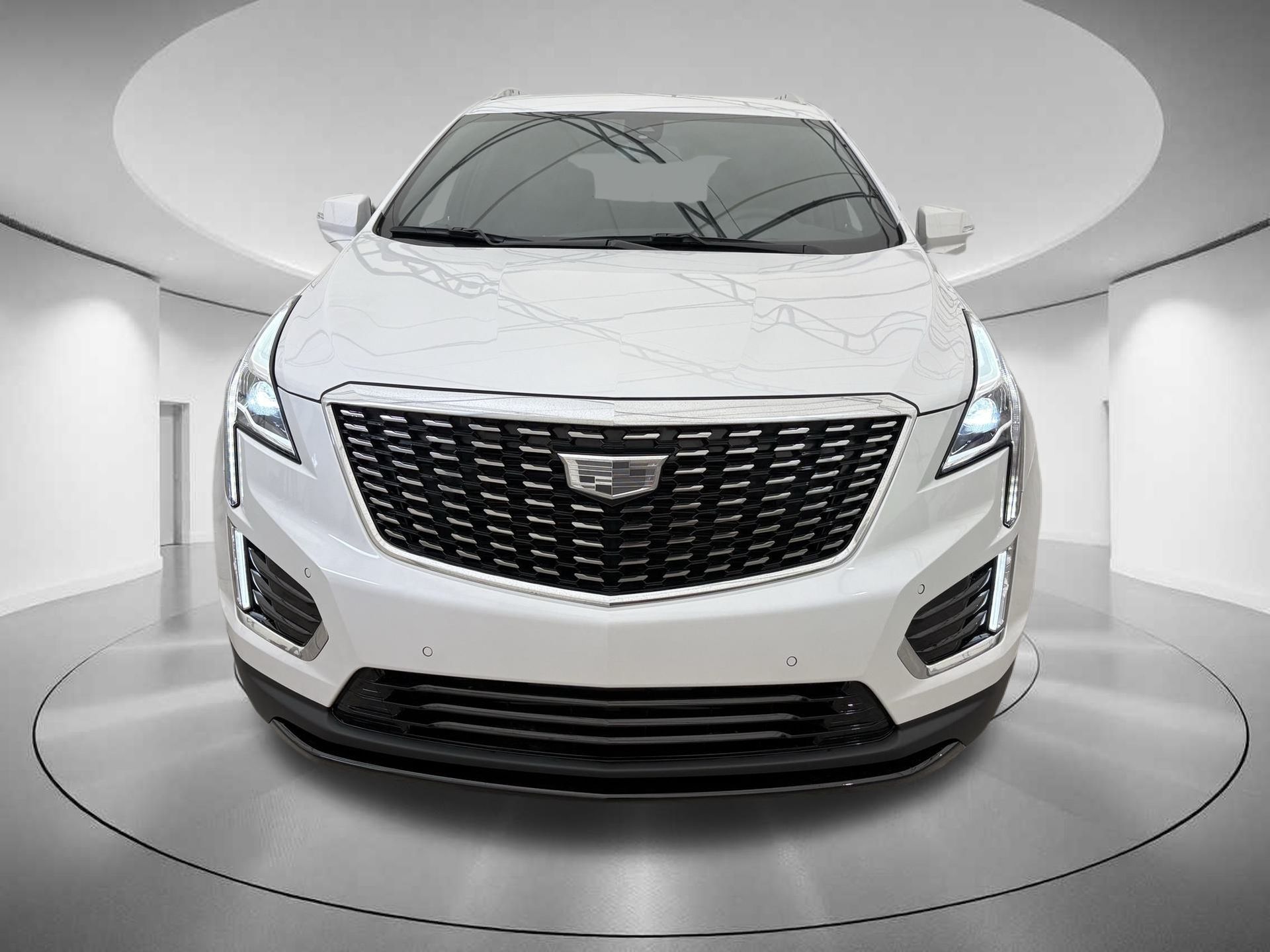 2024 Cadillac XT5 Luxury 8