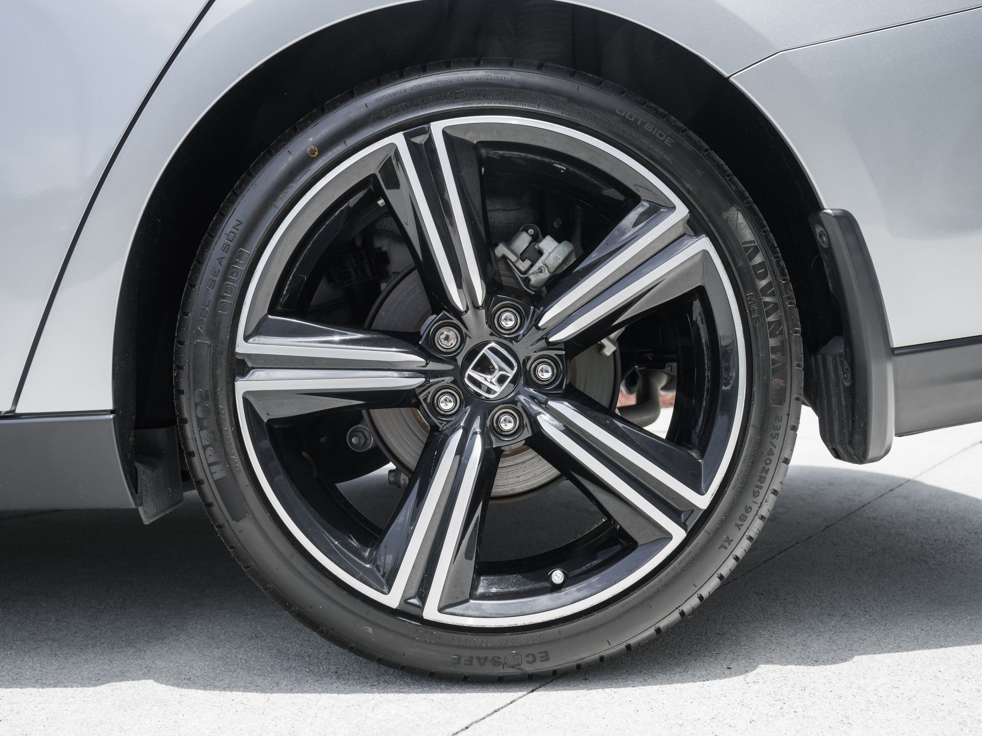 used 2023 Honda Accord Hybrid car, priced at $26,500