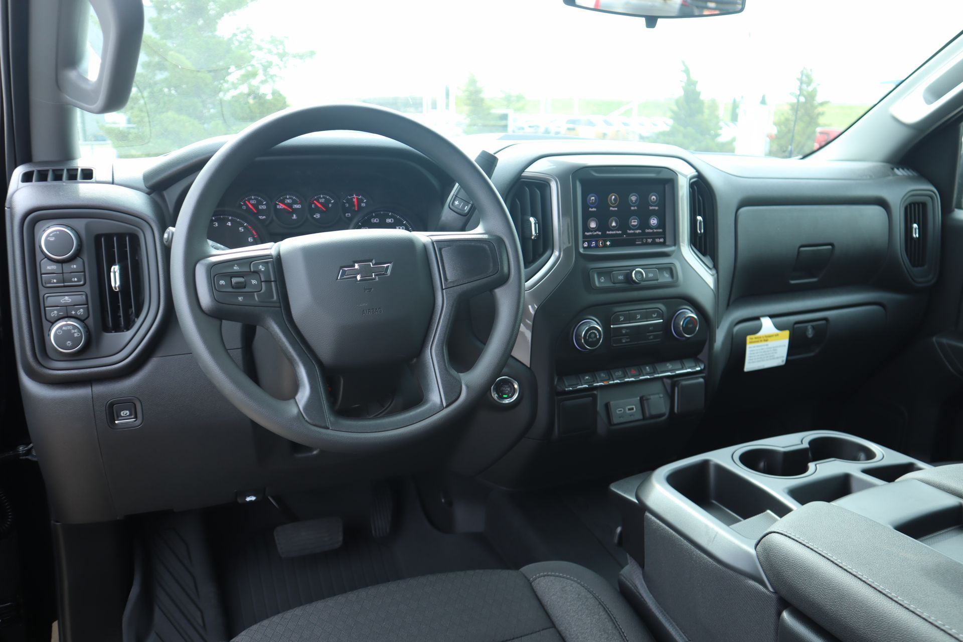 View vehicle photo 7