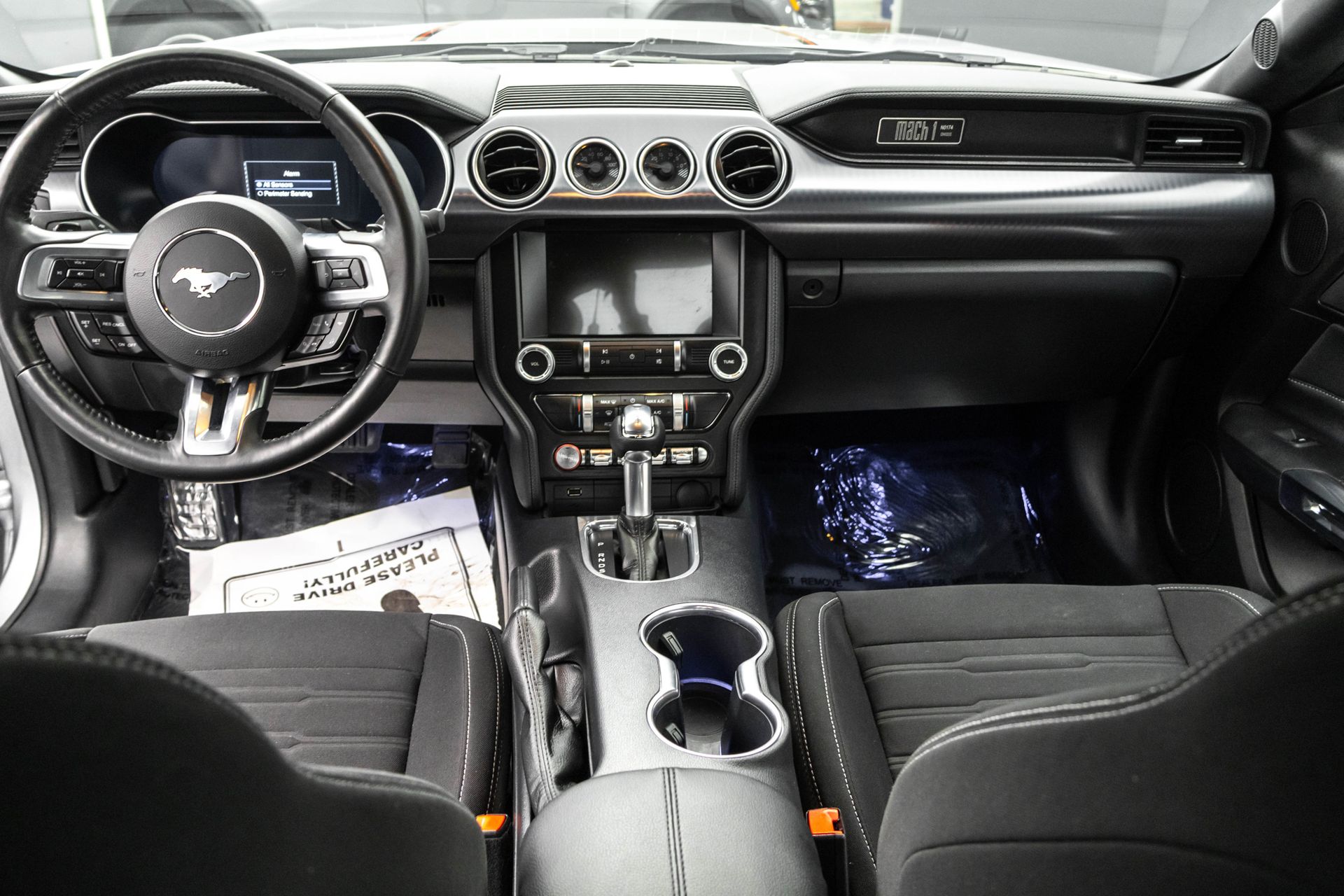 2022 FORD MUSTANG - Image 30