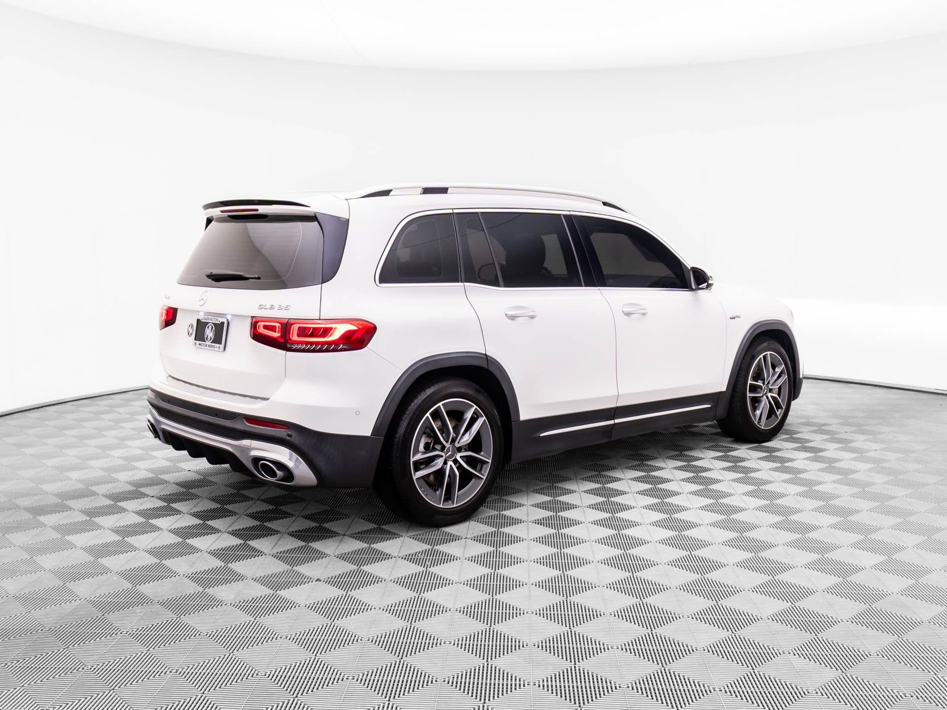 2022 Mercedes-Benz GLB GLB 35 AMG photo