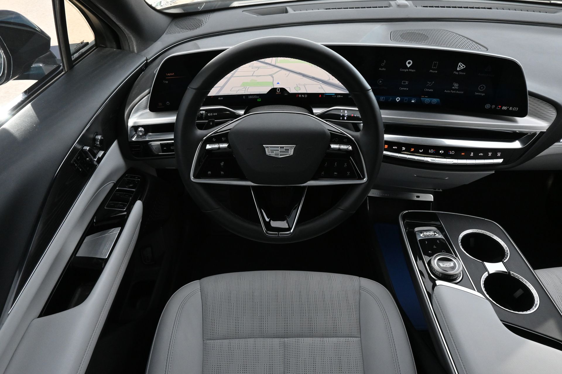 2024 Cadillac LYRIQ Luxury Green at Bayway Cadillac of The Woodlands