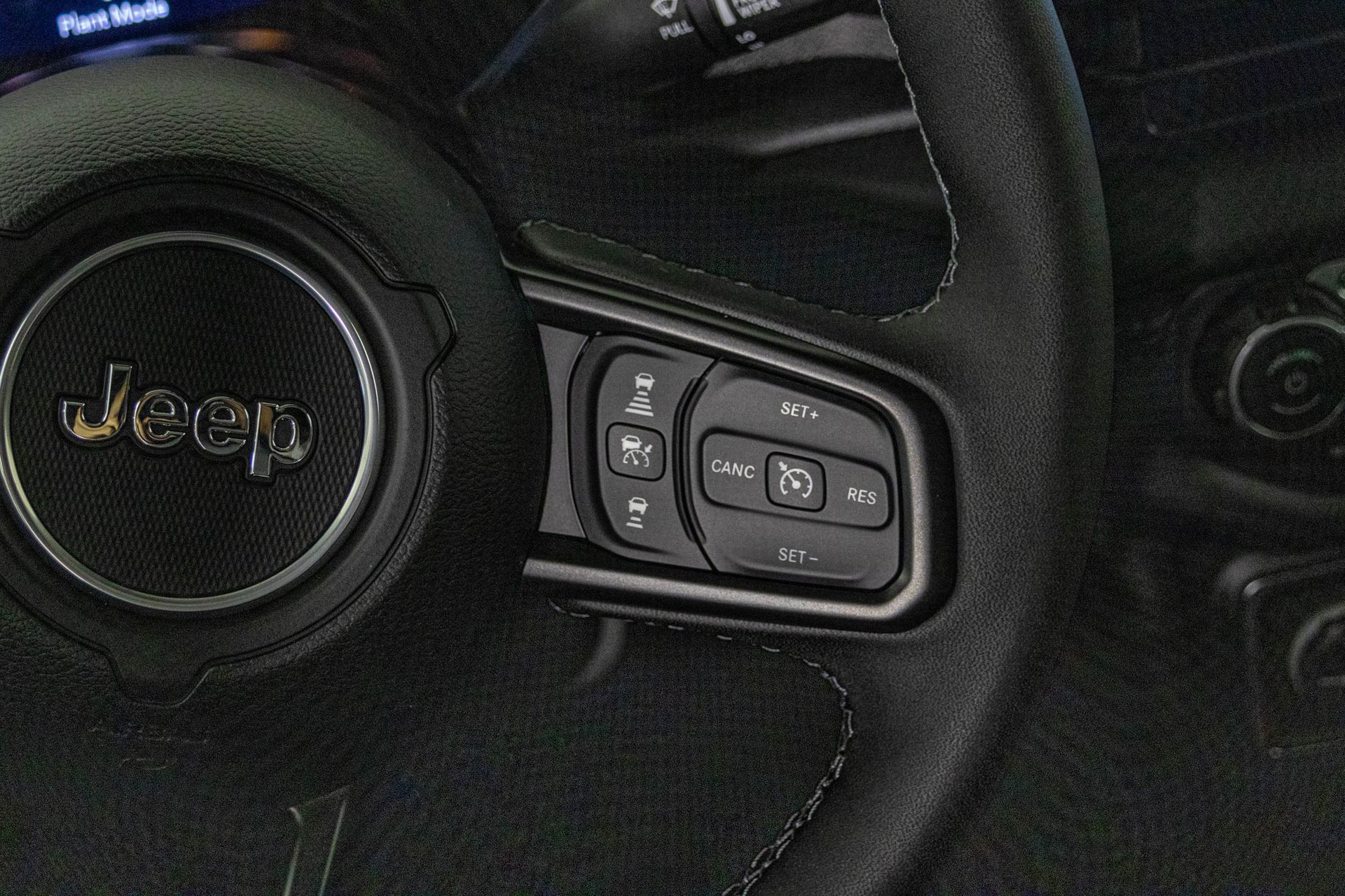 2025 JEEP GLADIATOR - Image 34