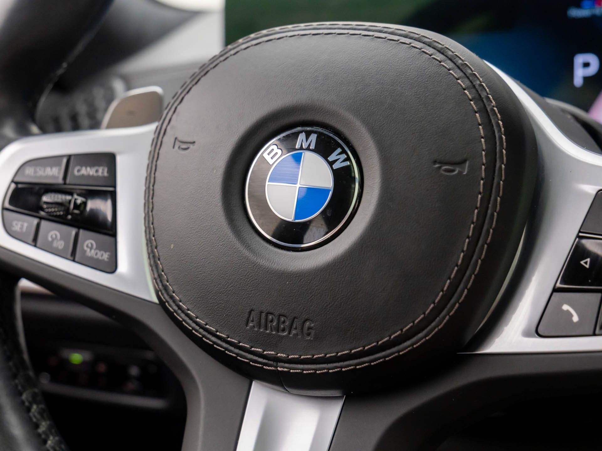 2023 BMW X7 xDrive40i photo