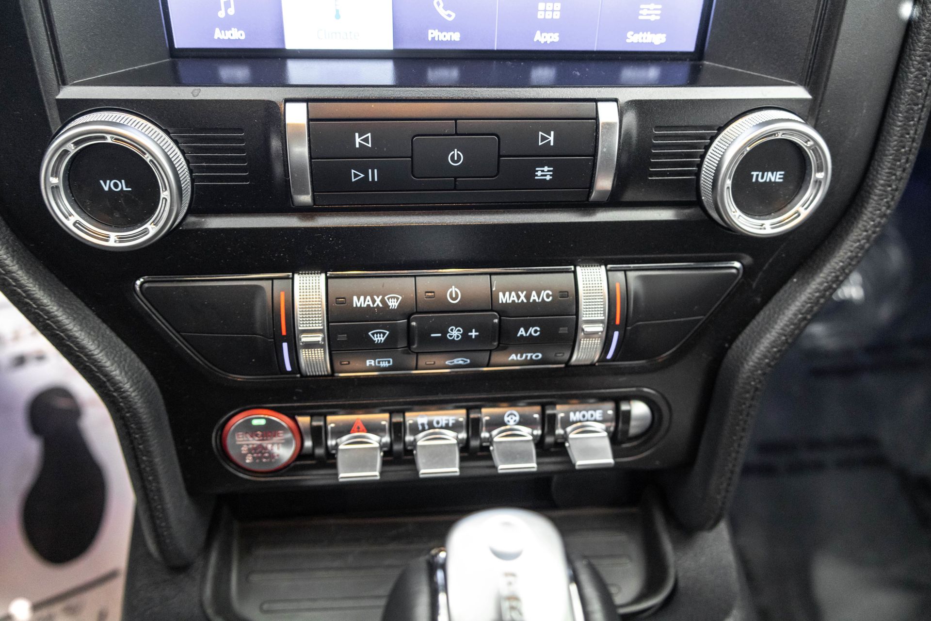 2022 FORD MUSTANG - Image 28