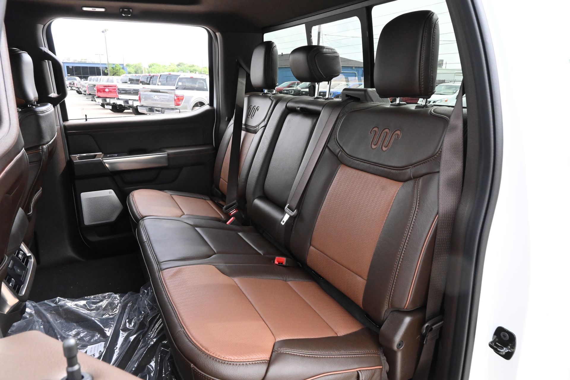 2026 Ford F-250SD King Ranch White at EAG Ford Navasota
