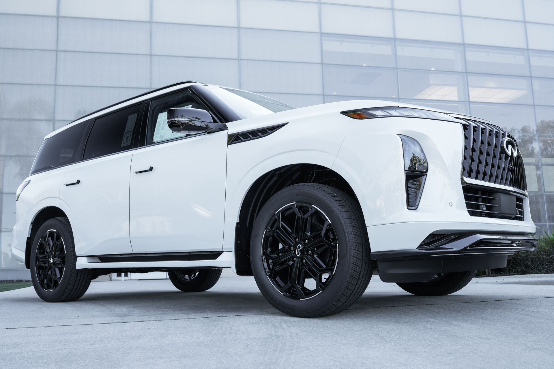 2026 INFINITI QX80 SPORT