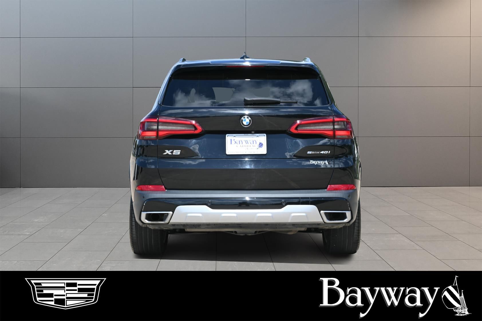2020 BMW X5 sDrive40i Black at Ultimate Motorsports