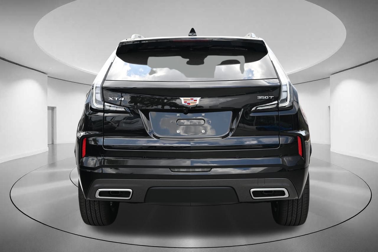 2024 Cadillac XT4 Sport 4