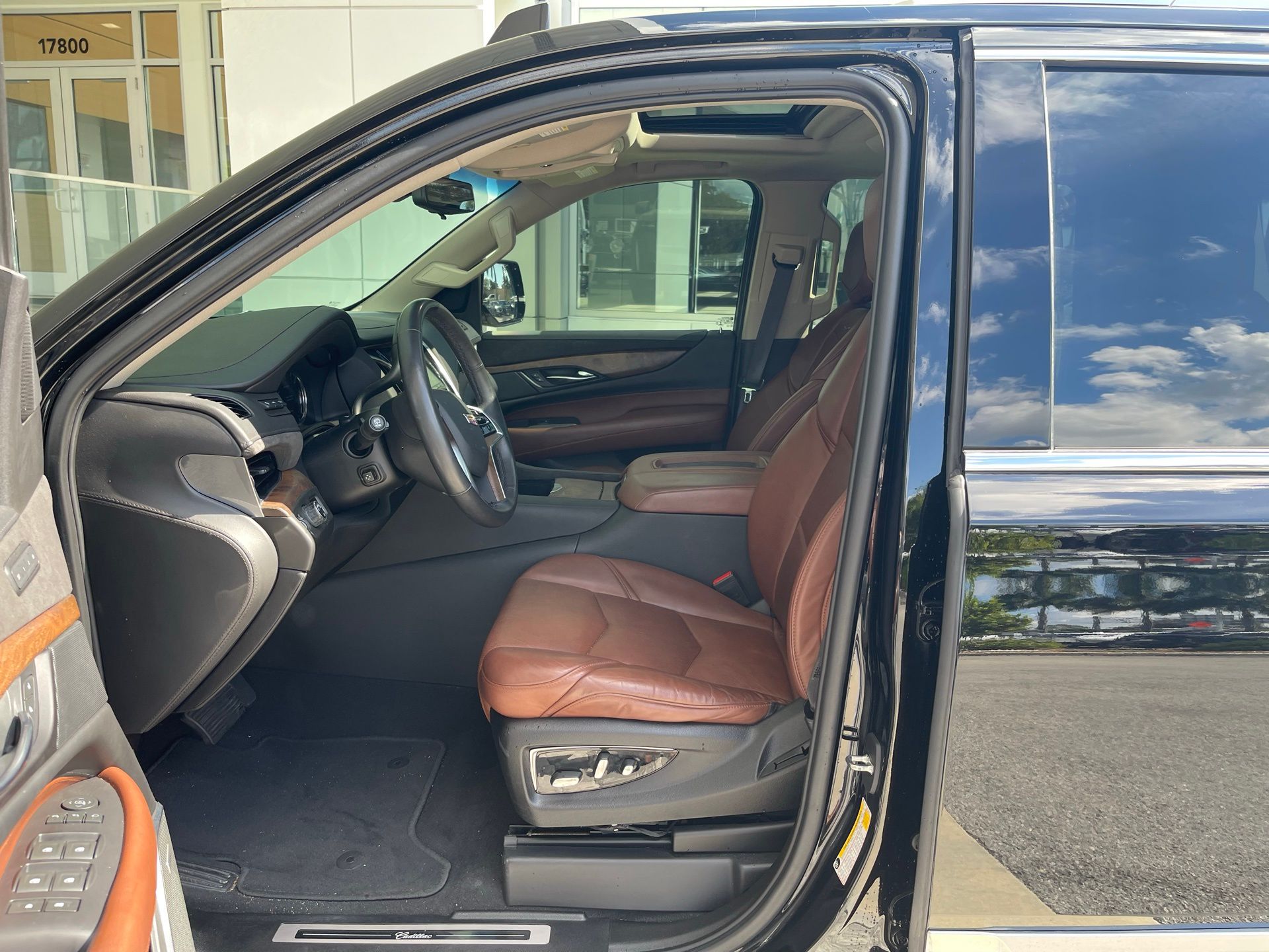 2019 Cadillac Escalade Premium Luxury 5