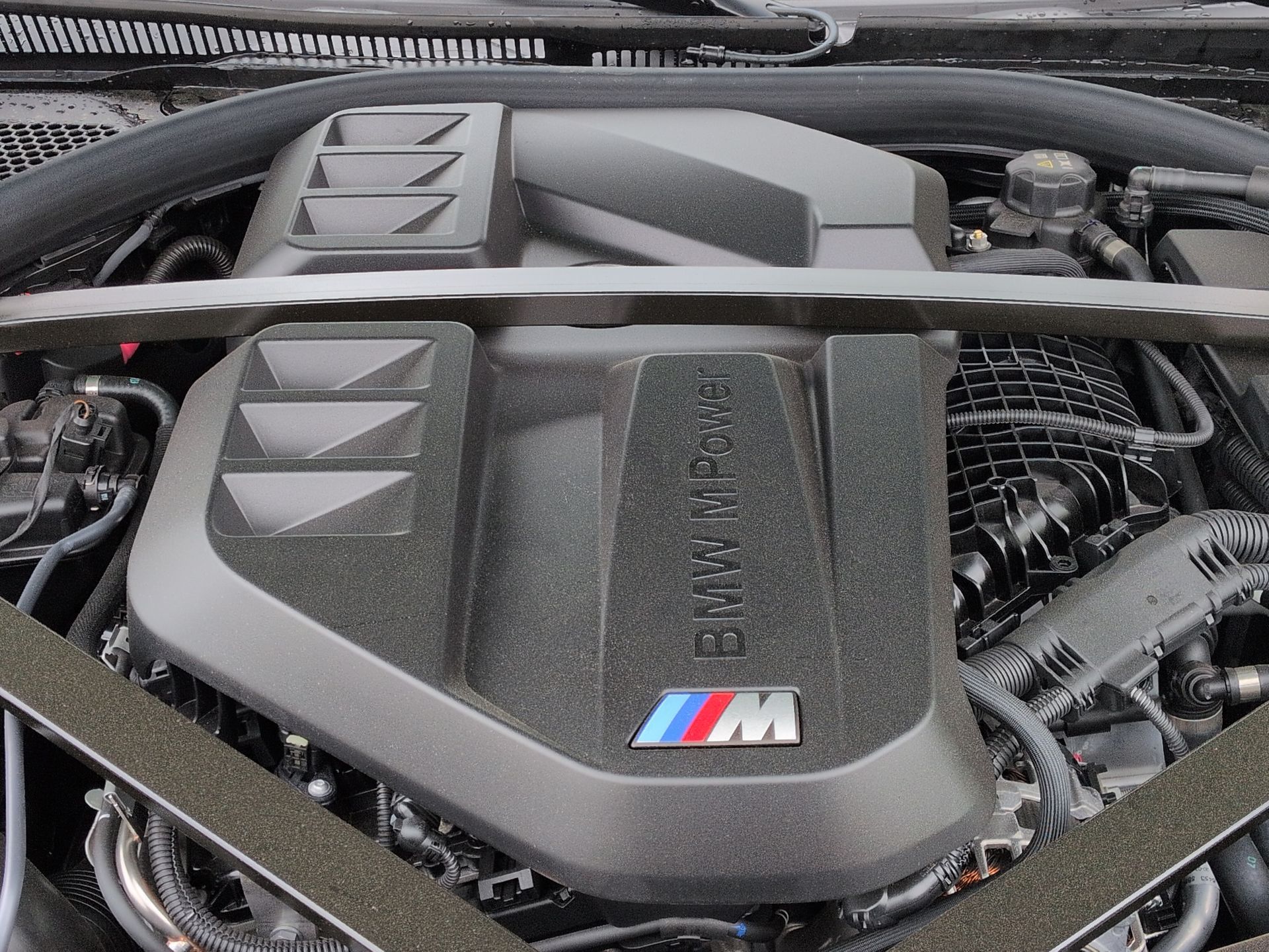 new 2027 BMW M4 car, priced at $100,170