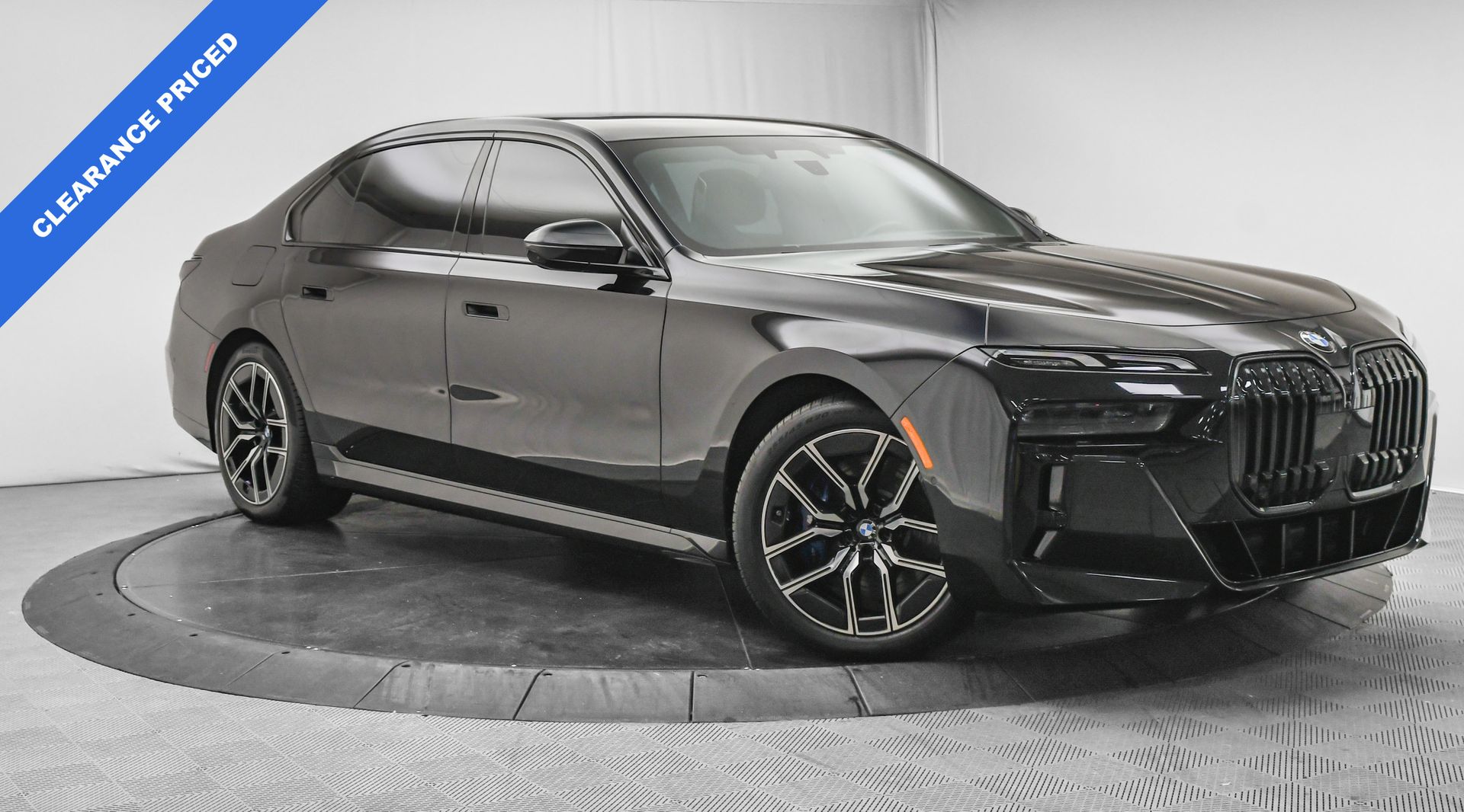 2024 BMW 7 Series 760i xDrive