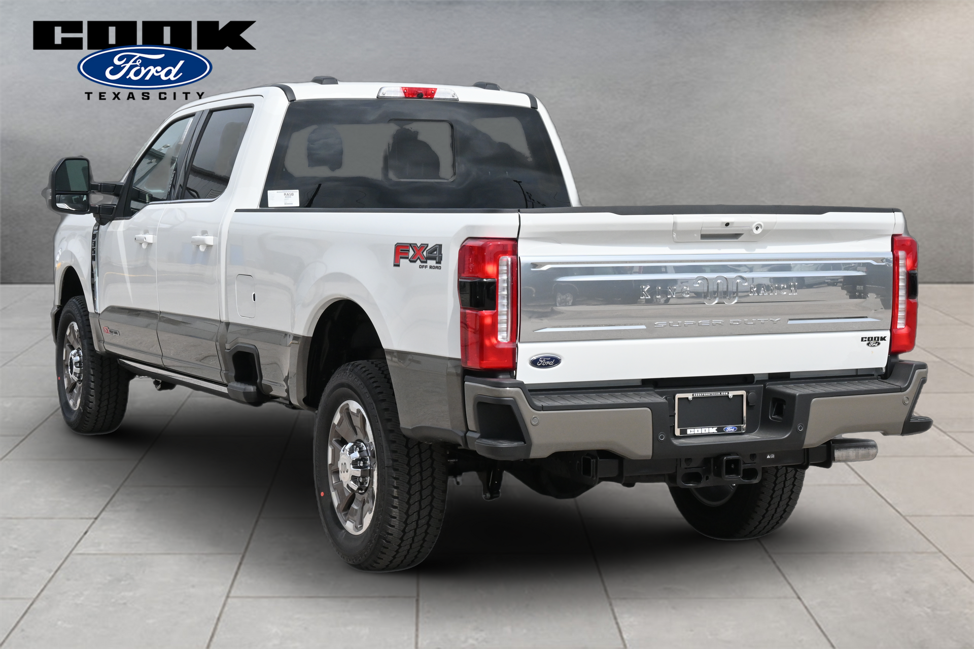 2026 Ford F-350SD King Ranch White at EAG Ford Navasota