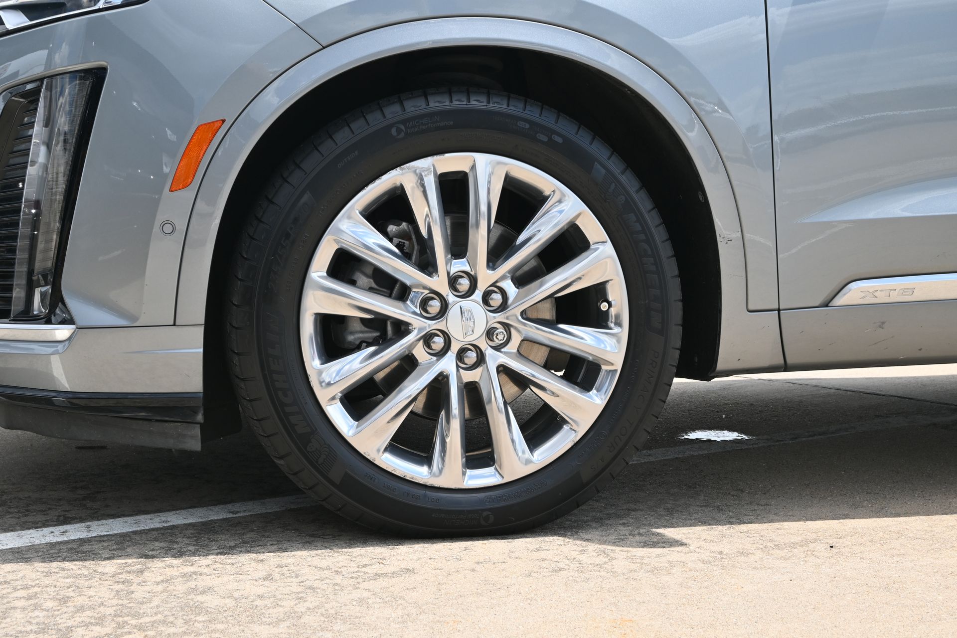 2023 Cadillac XT6 Premium Luxury Silver at Bayway Cadillac of The Woodlands