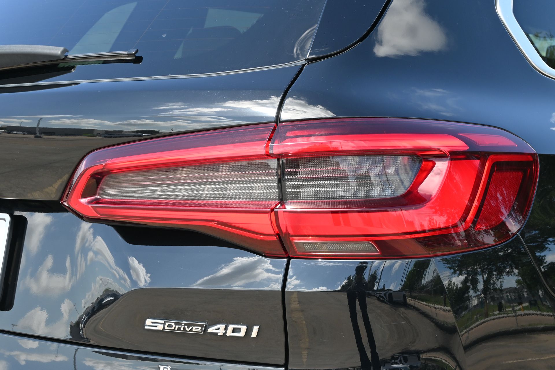 2020 BMW X5 sDrive40i Black at Ultimate Motorsports