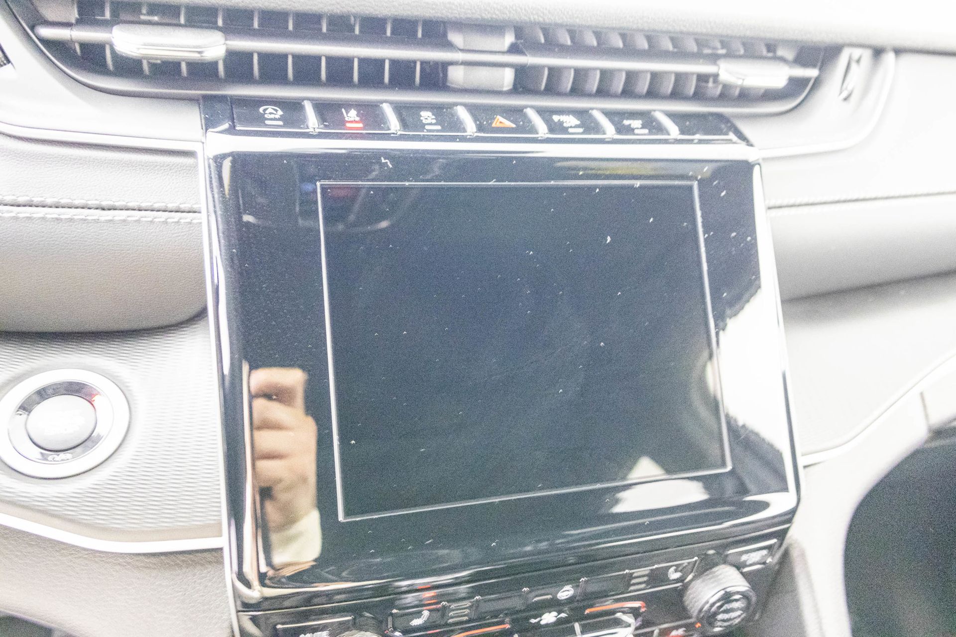 2025 JEEP GRAND CHEROKEE - Image 21