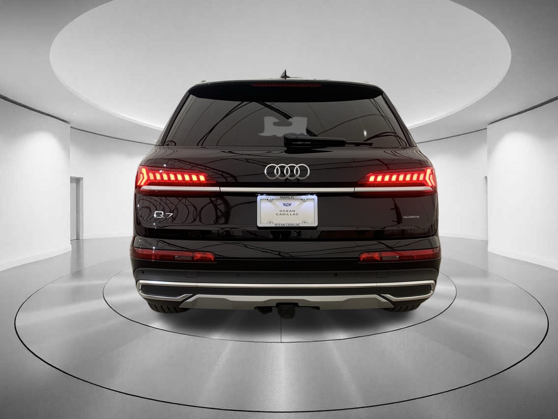 2023 Audi Q7 55 Premium Plus 5