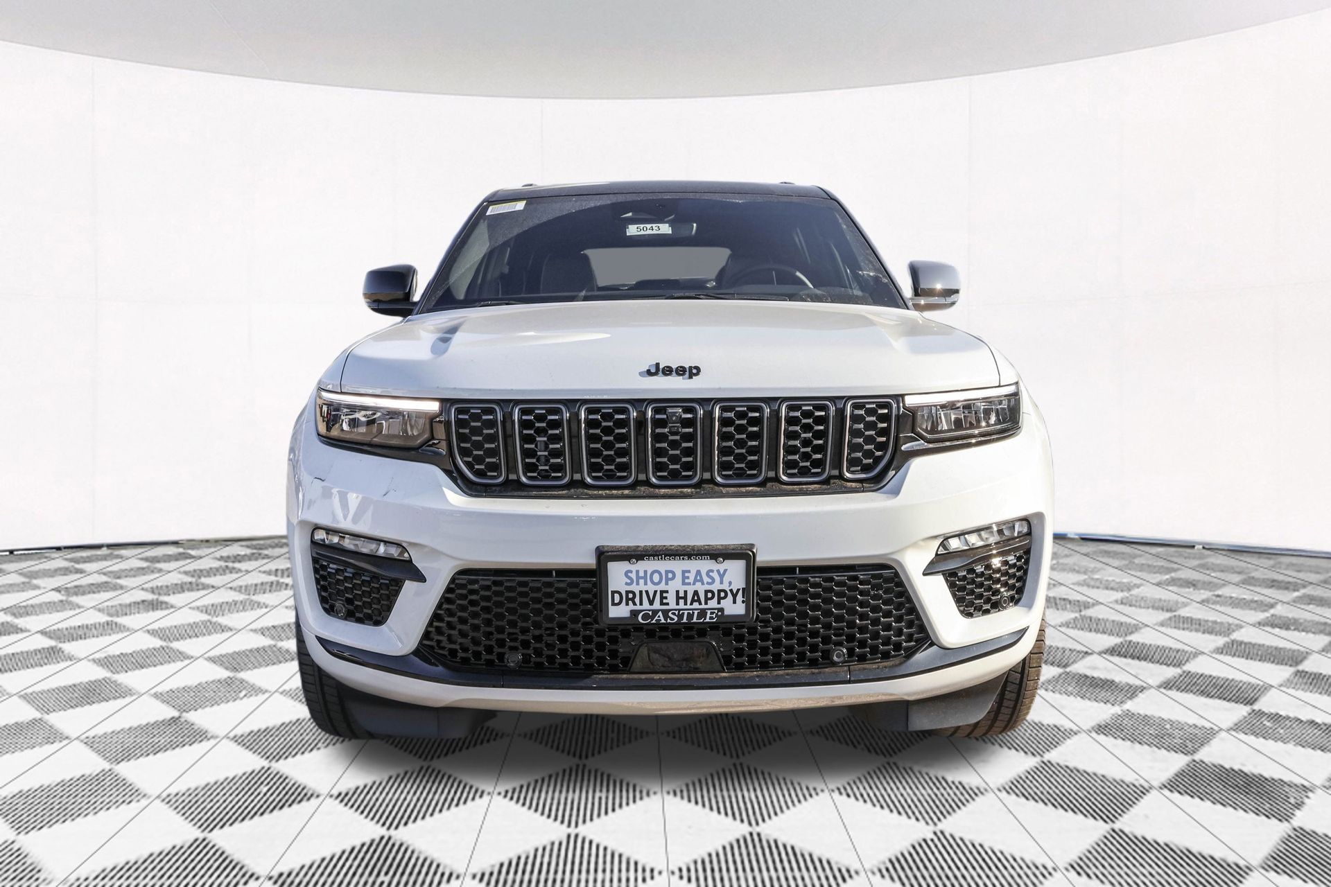 2025 JEEP GRAND CHEROKEE - Image 9