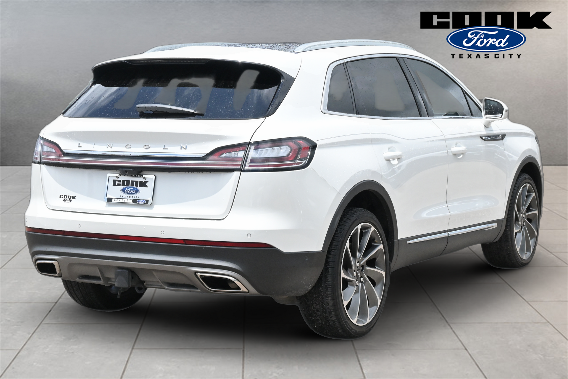 2022 Lincoln Nautilus Reserve - 2
