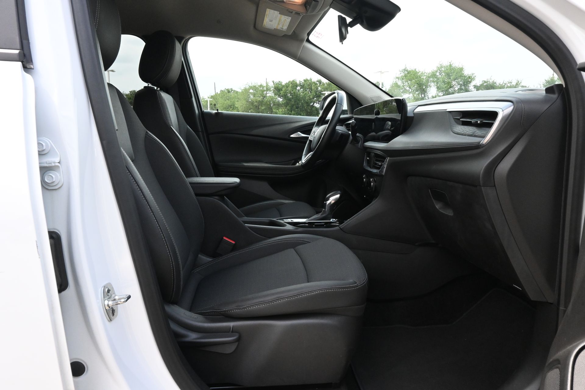 2025 Buick Encore GX Preferred White at South Houston Nissan