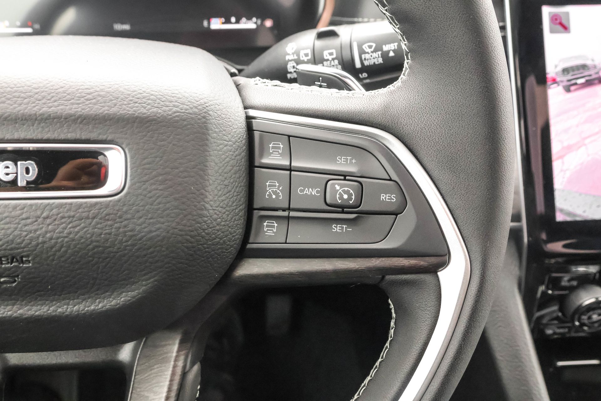 2025 JEEP GRAND CHEROKEE L - Image 26